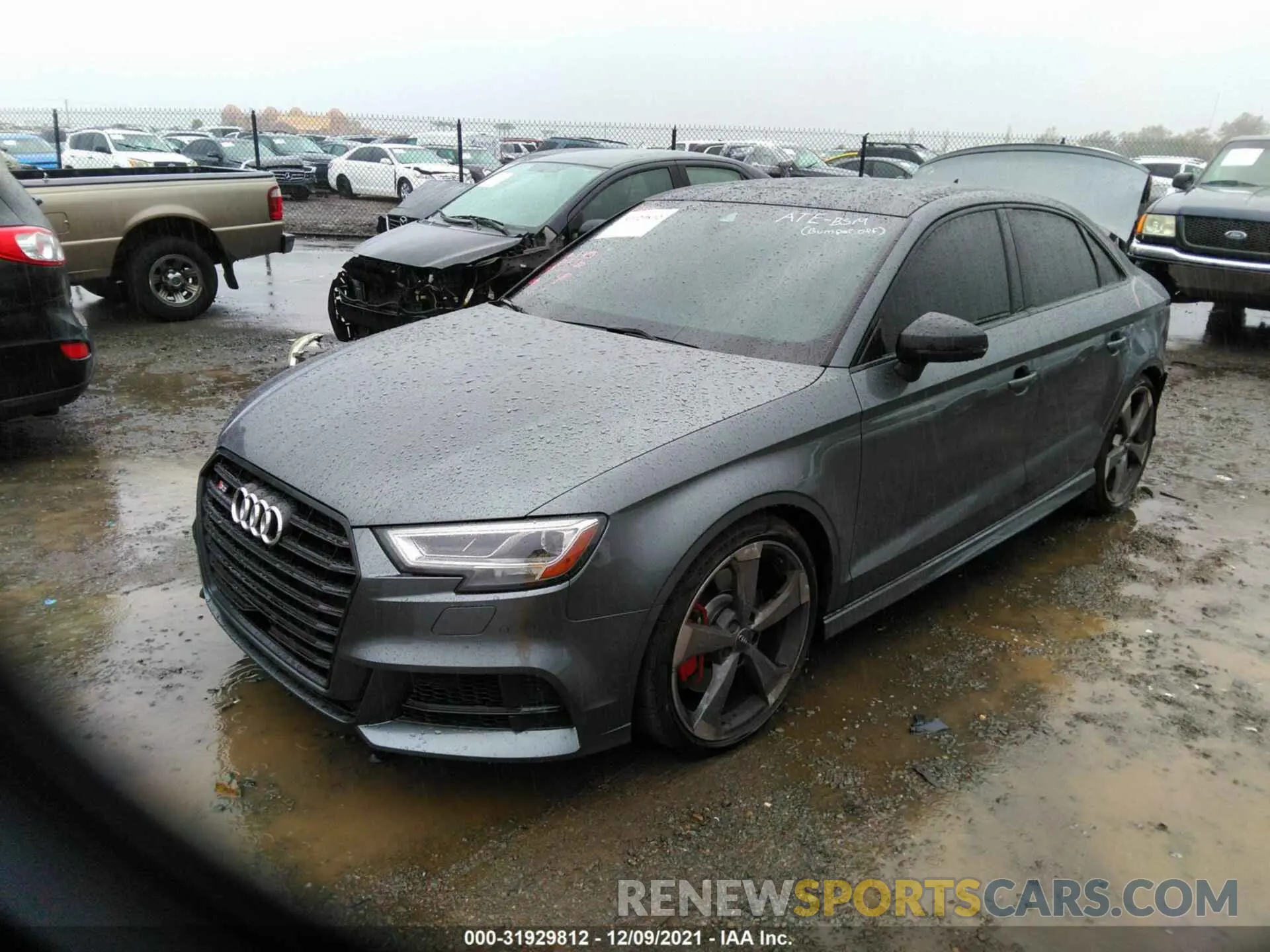2 fotografías del automóvil dañado WAUE1GFF4LA015037 AUDI S3 2020