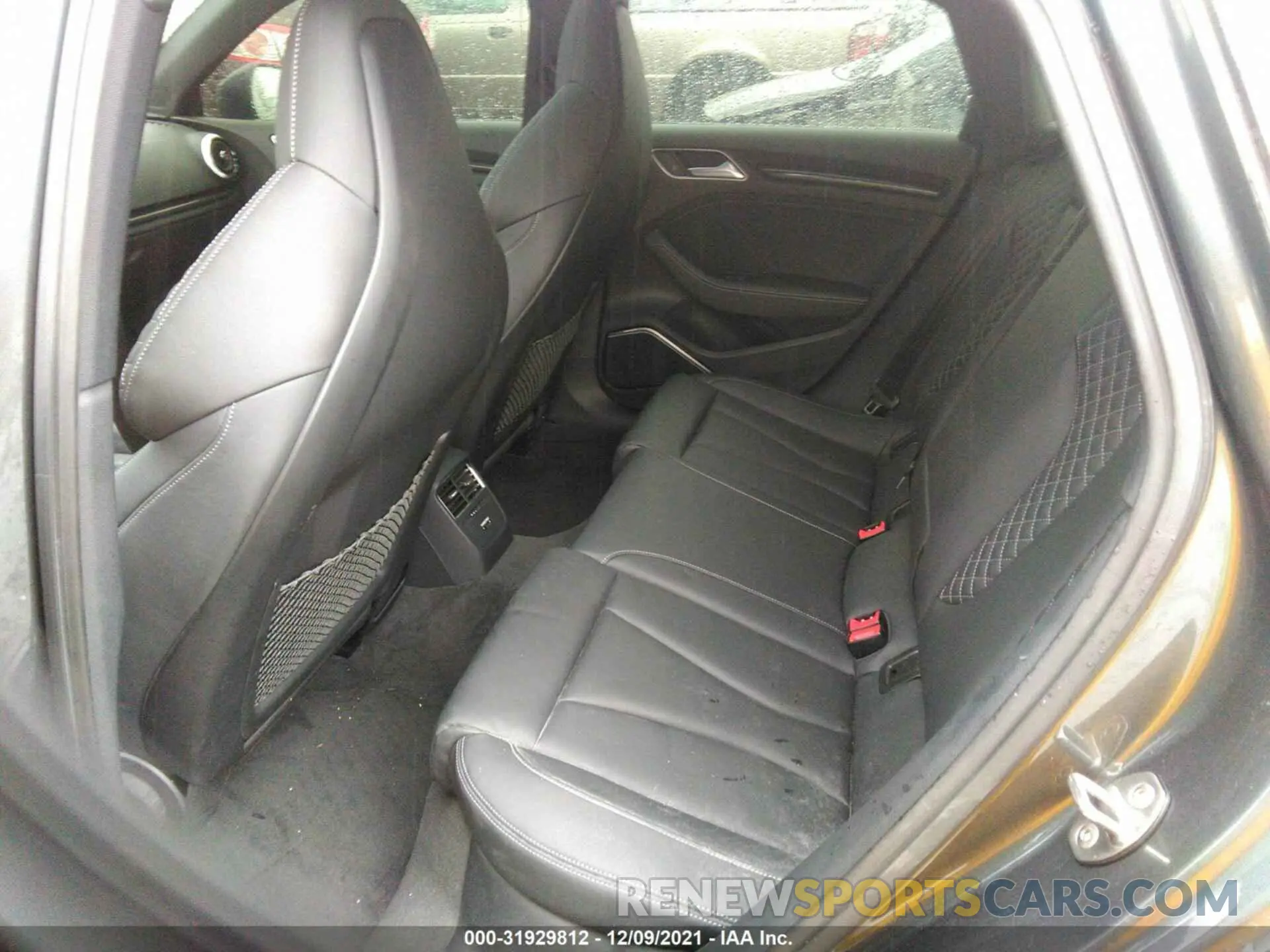 8 fotografías del automóvil dañado WAUE1GFF4LA015037 AUDI S3 2020