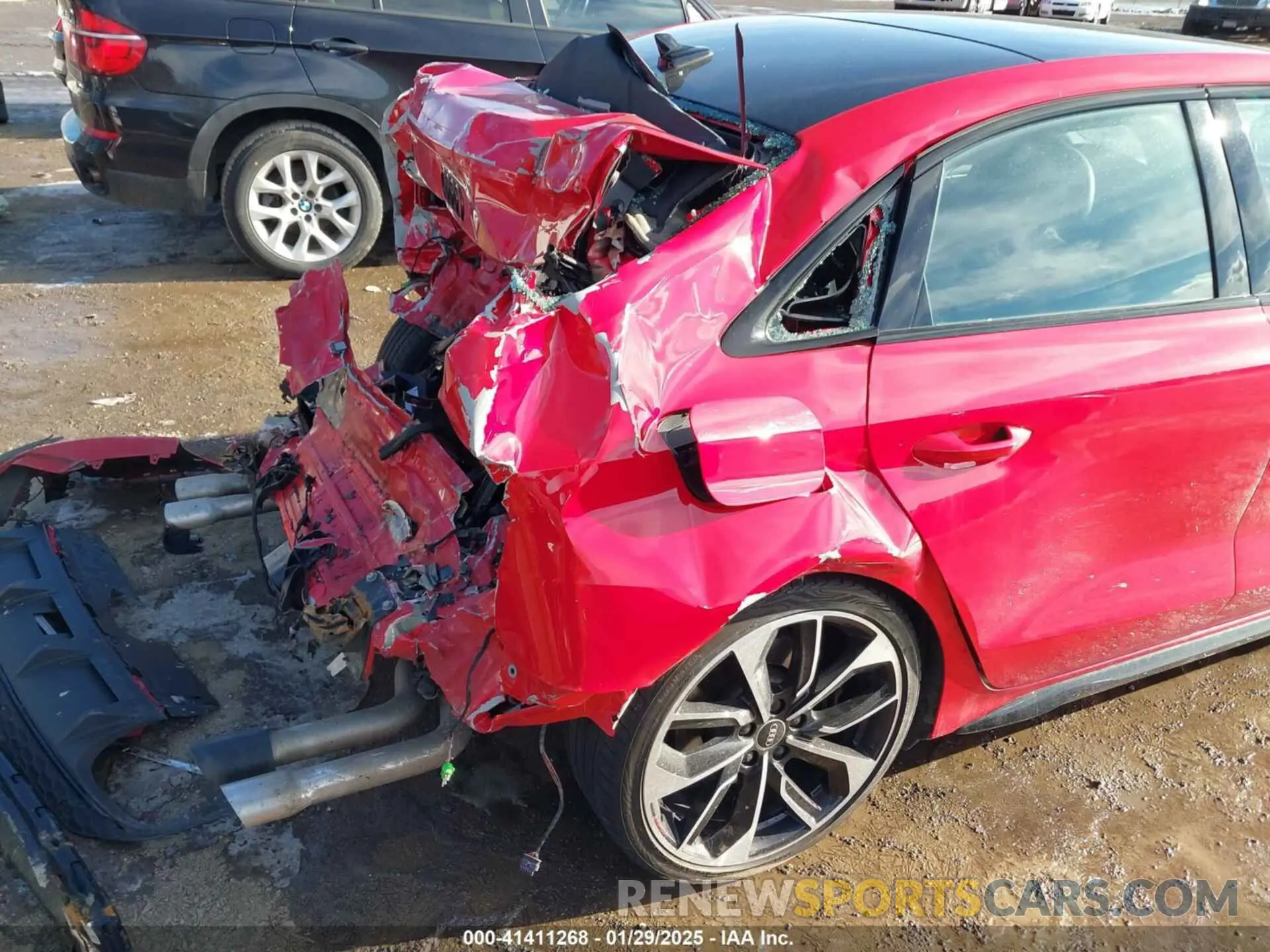 19 fotografías del automóvil dañado WAUH3DGY0NA096918 AUDI S3 2022
