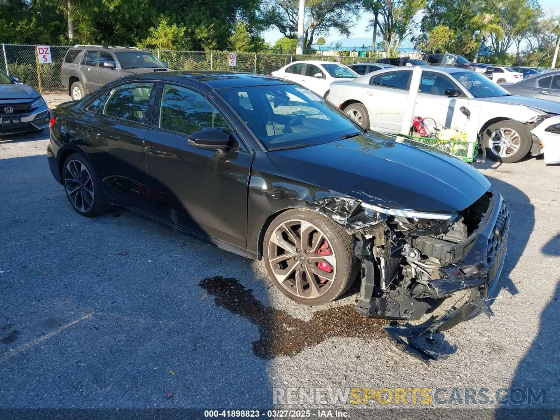 1 fotografías del automóvil dañado WAUH3DGYXNA004858 AUDI S3 2022