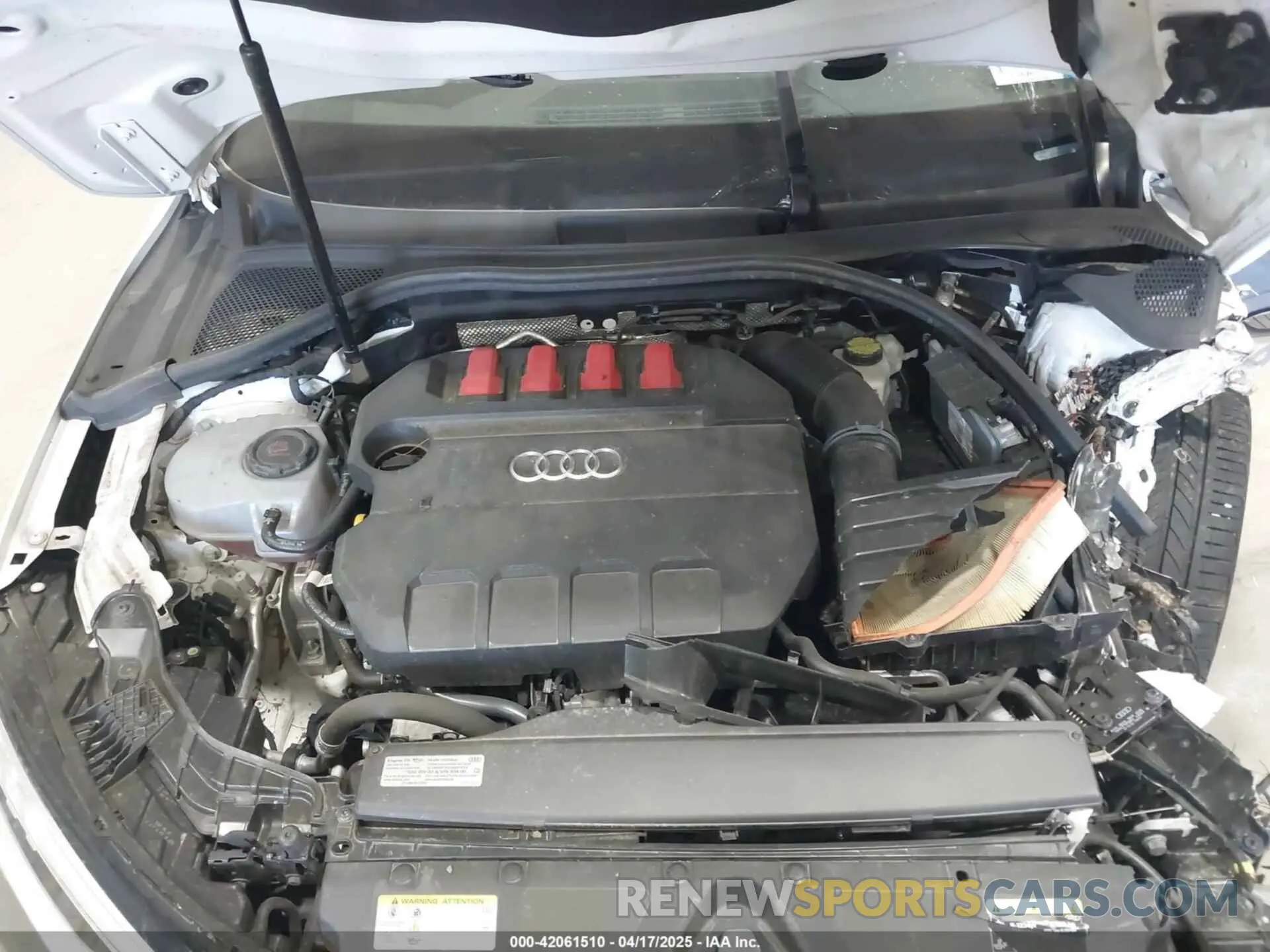 10 fotografías del automóvil dañado WAUG3DGY0PA045966 AUDI S3 2023