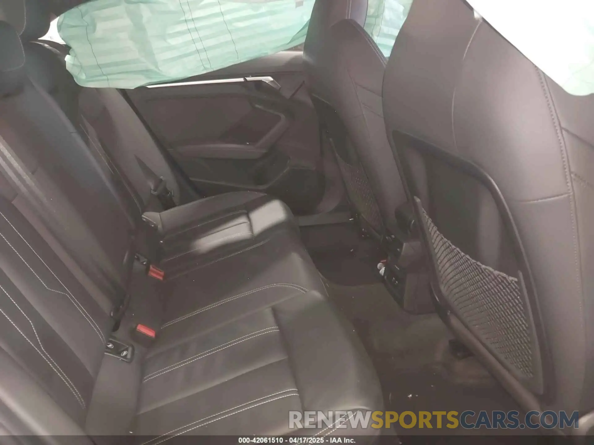 8 fotografías del automóvil dañado WAUG3DGY0PA045966 AUDI S3 2023