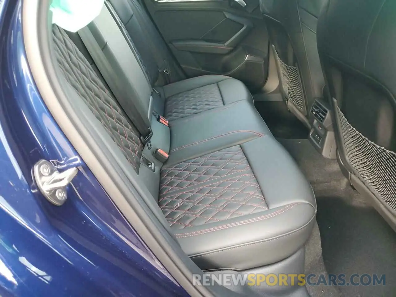 10 fotografías del automóvil dañado WAUH3DGY3RA138228 AUDI S3 2024