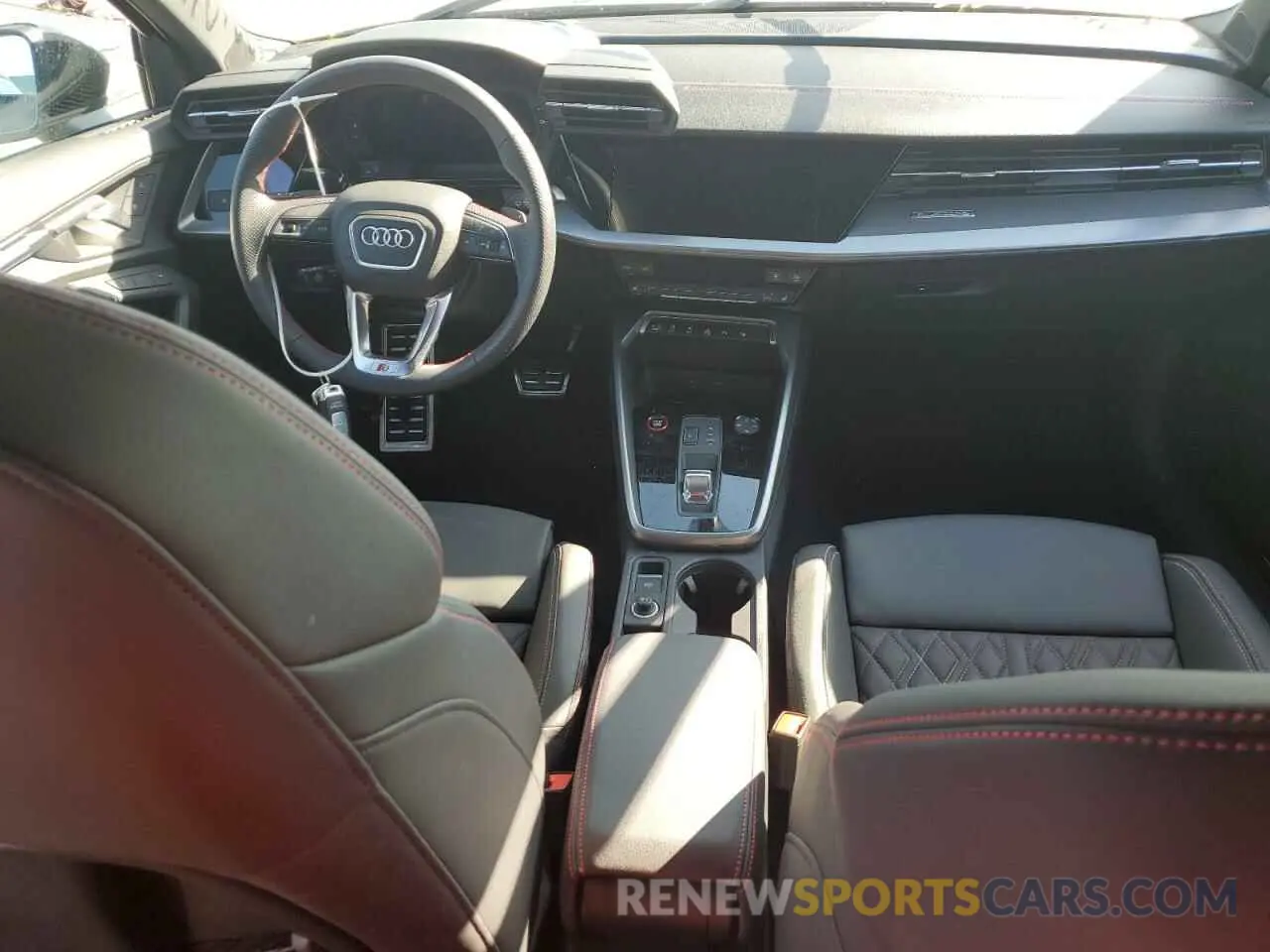 8 fotografías del automóvil dañado WAUH3DGY4RA079772 AUDI S3 2024