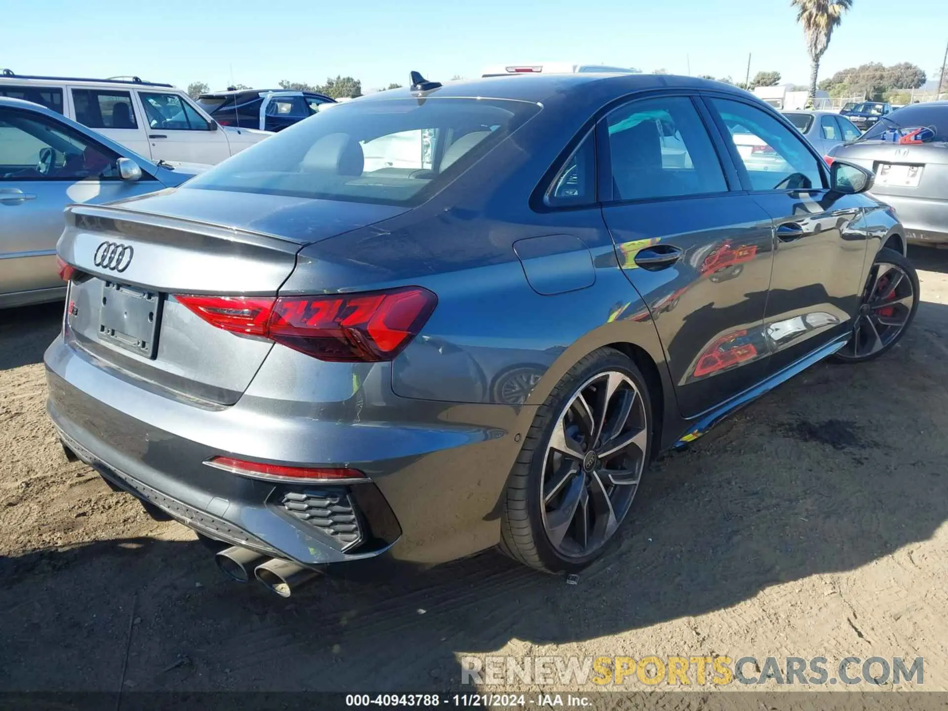 4 fotografías del automóvil dañado WAUH3DGY5RA083068 AUDI S3 2024