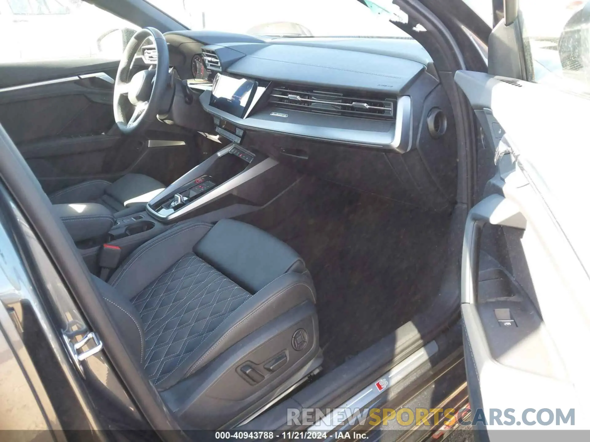 5 fotografías del automóvil dañado WAUH3DGY5RA083068 AUDI S3 2024