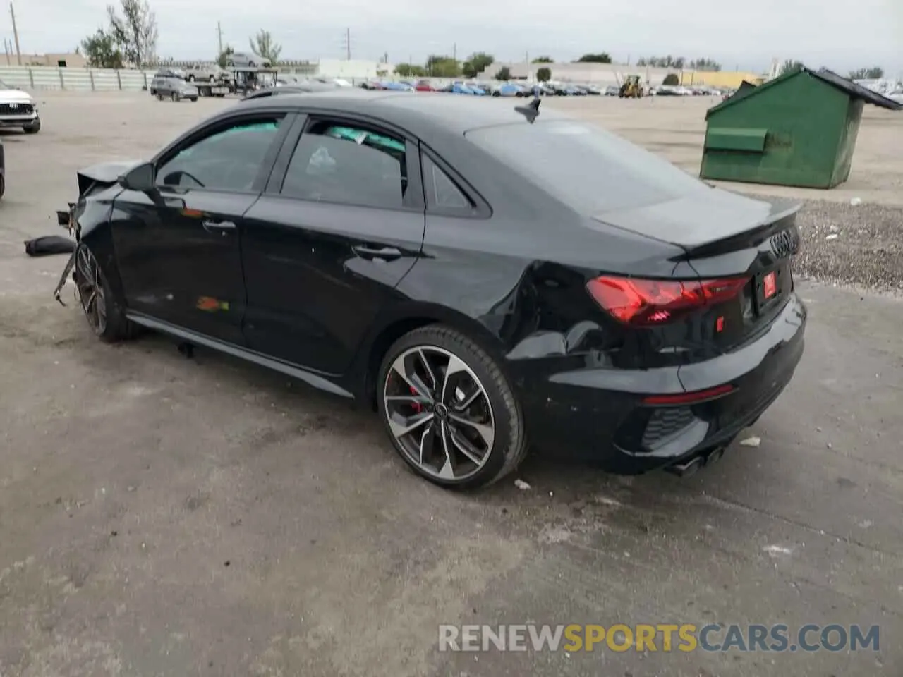 2 fotografías del automóvil dañado WAUH3DGY8RA134028 AUDI S3 2024