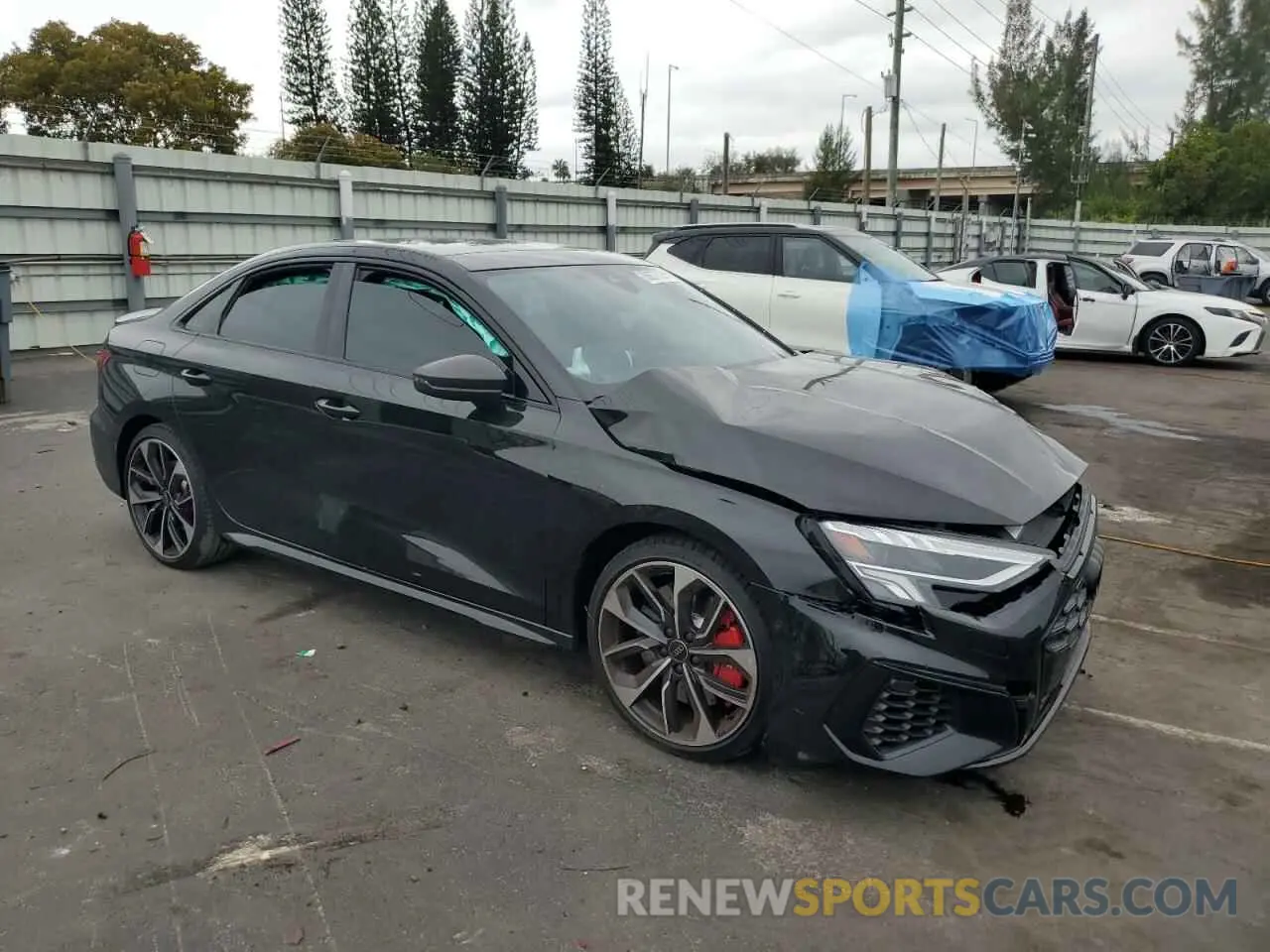 4 fotografías del automóvil dañado WAUH3DGY8RA134028 AUDI S3 2024