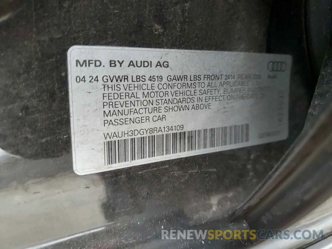 12 fotografías del automóvil dañado WAUH3DGY8RA134109 AUDI S3 2024