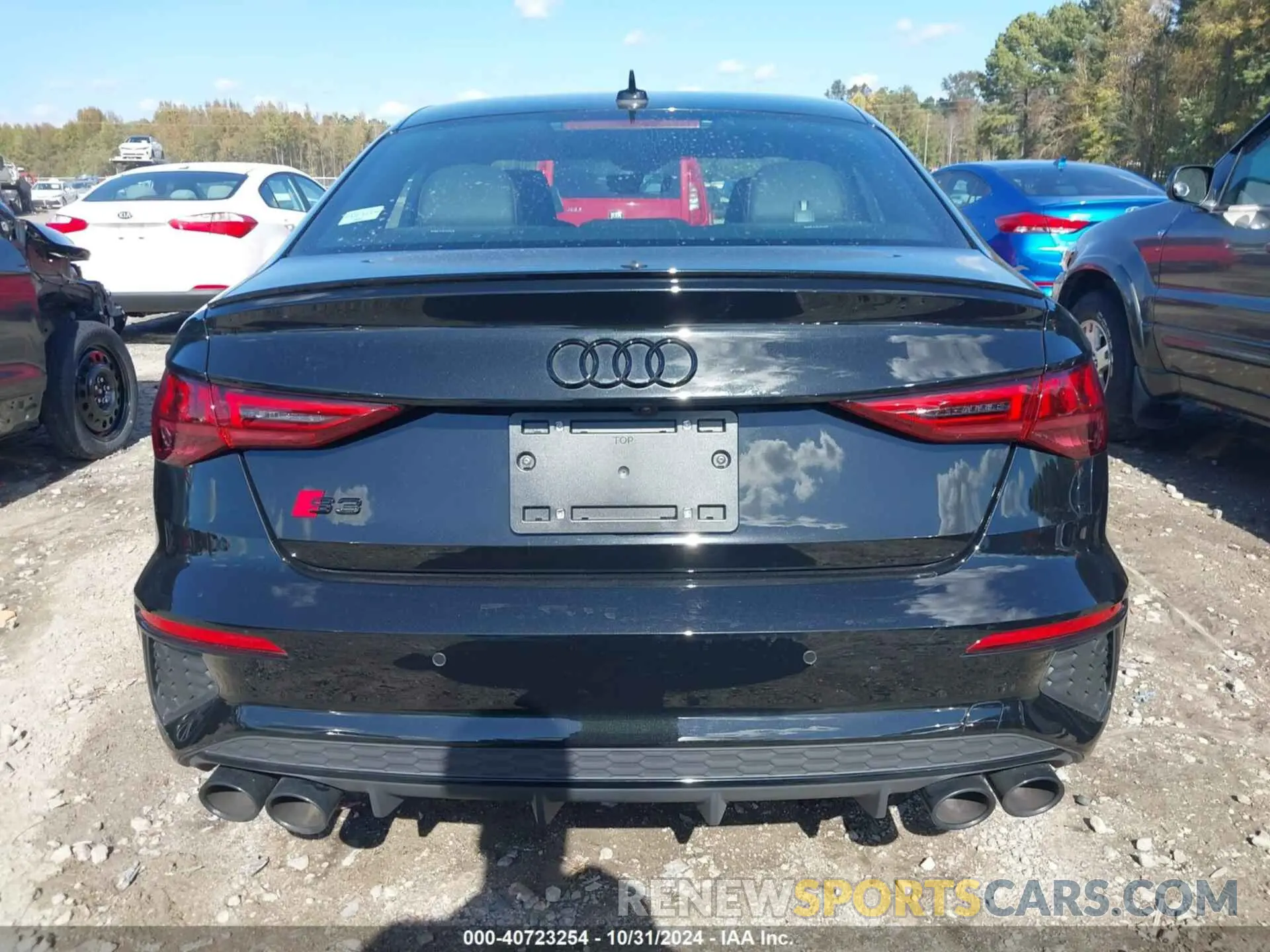17 fotografías del automóvil dañado WAUJ3DGY2RA079934 AUDI S3 2024