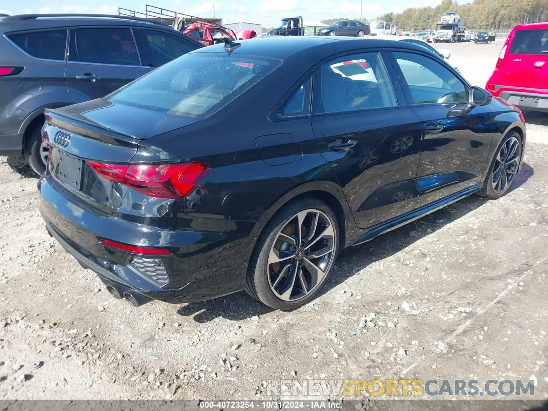 4 fotografías del automóvil dañado WAUJ3DGY2RA079934 AUDI S3 2024