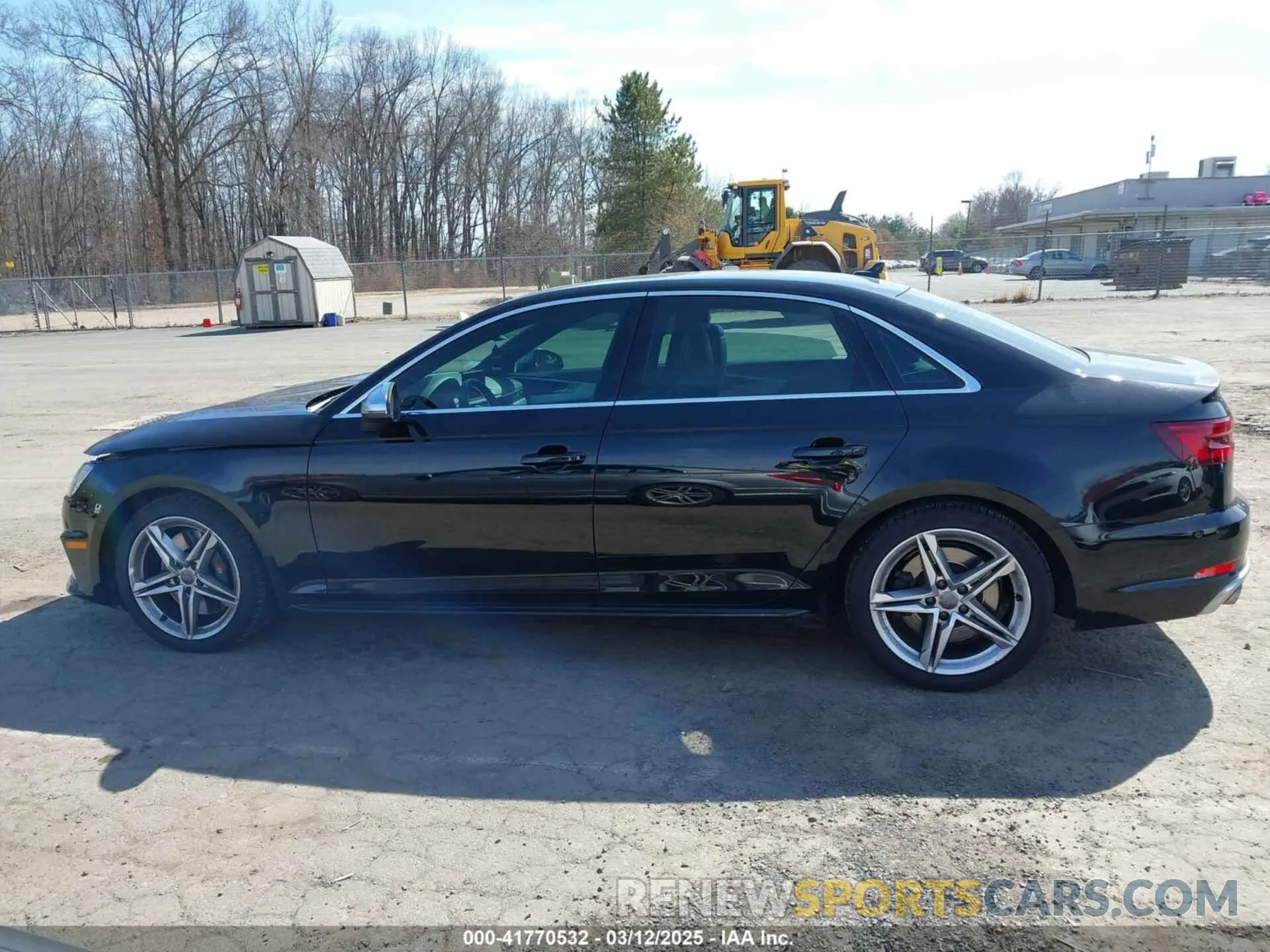 14 fotografías del automóvil dañado WAUA4AF40KA002169 AUDI S4 2019