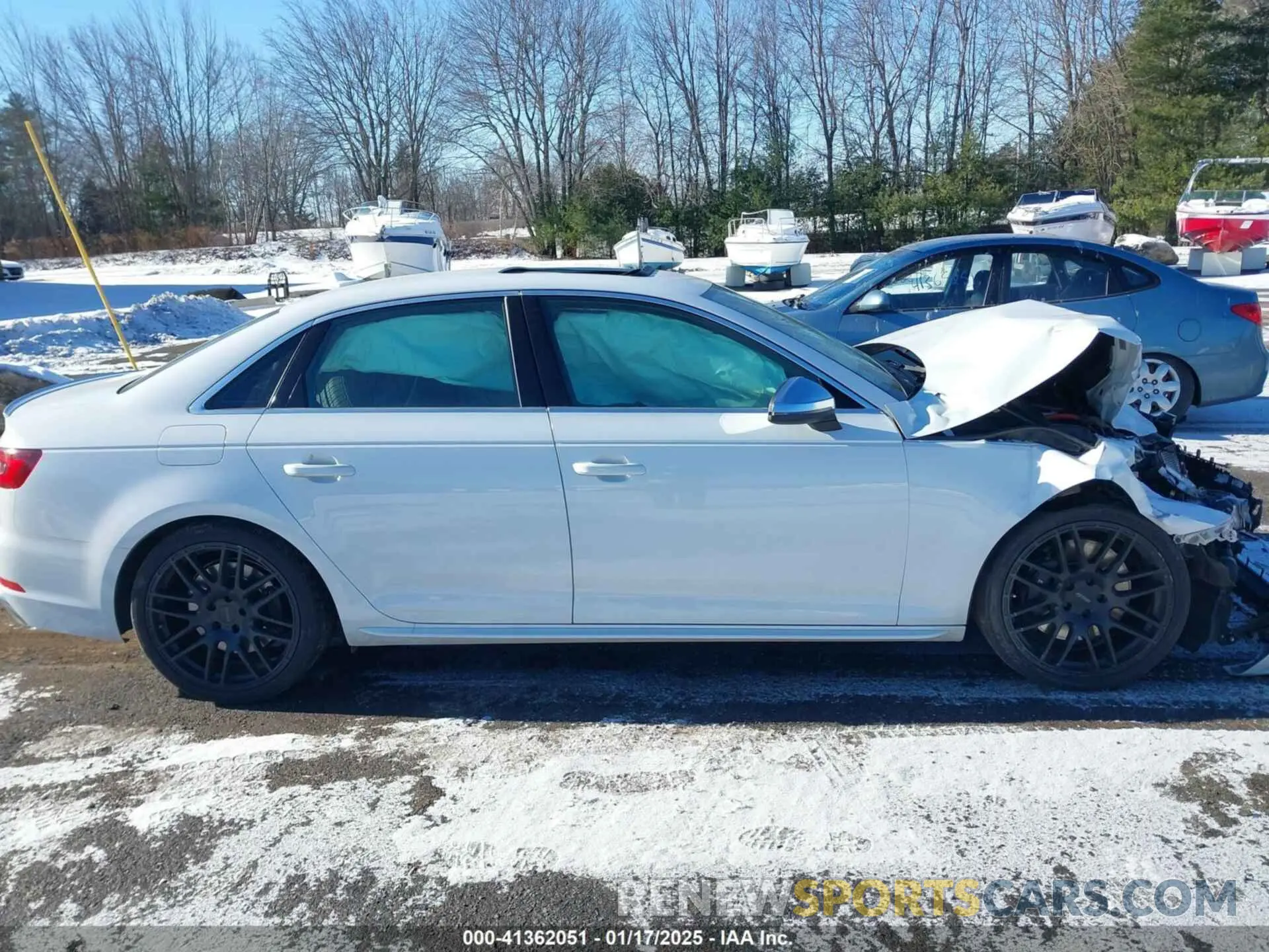 14 fotografías del automóvil dañado WAUB4AF40KA048377 AUDI S4 2019