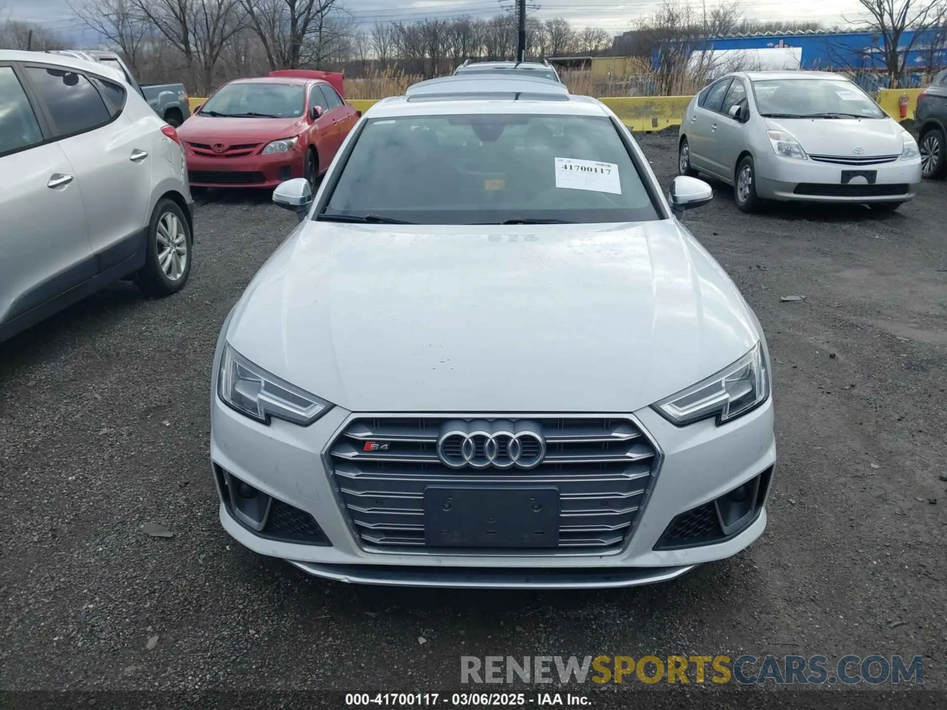 12 fotografías del automóvil dañado WAUB4AF46KA028361 AUDI S4 2019