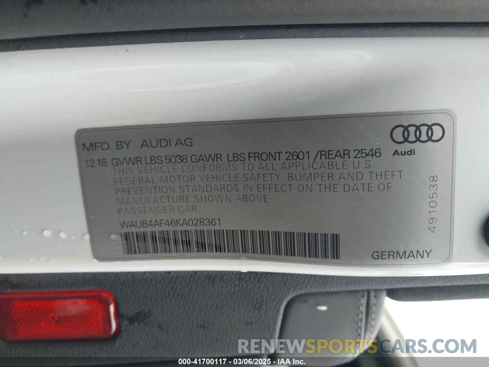 9 fotografías del automóvil dañado WAUB4AF46KA028361 AUDI S4 2019