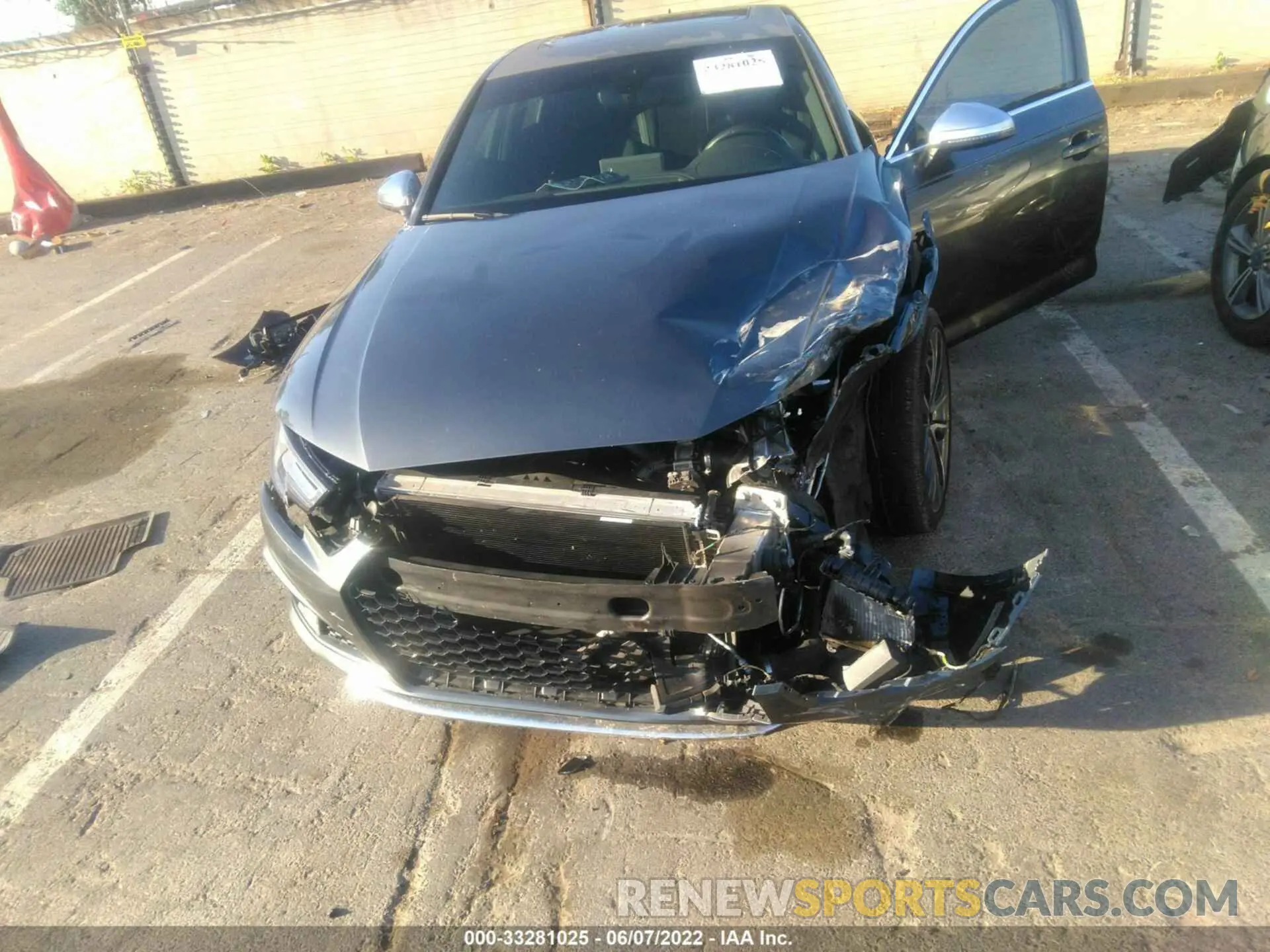 6 fotografías del automóvil dañado WAUB4AF48KA006975 AUDI S4 2019