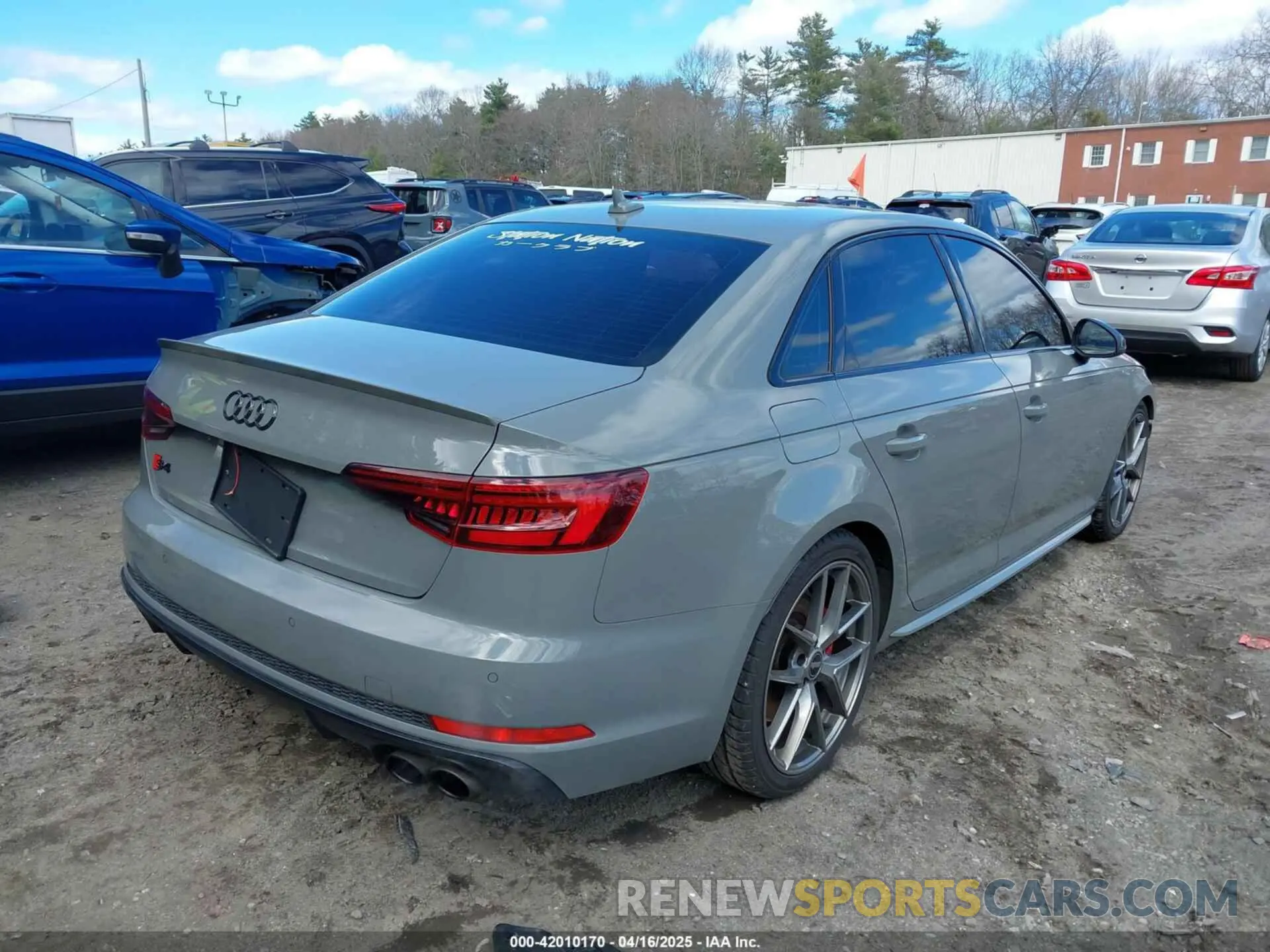 4 fotografías del automóvil dañado WAUB4AF49KA003745 AUDI S4 2019