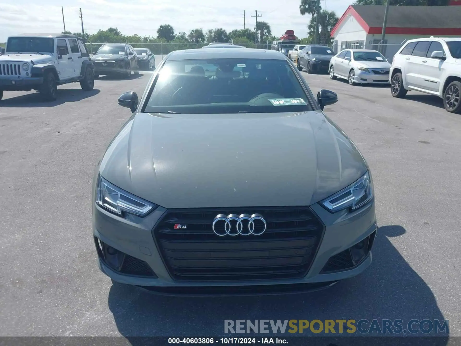 12 fotografías del automóvil dañado WAUB4AF49KA115784 AUDI S4 2019