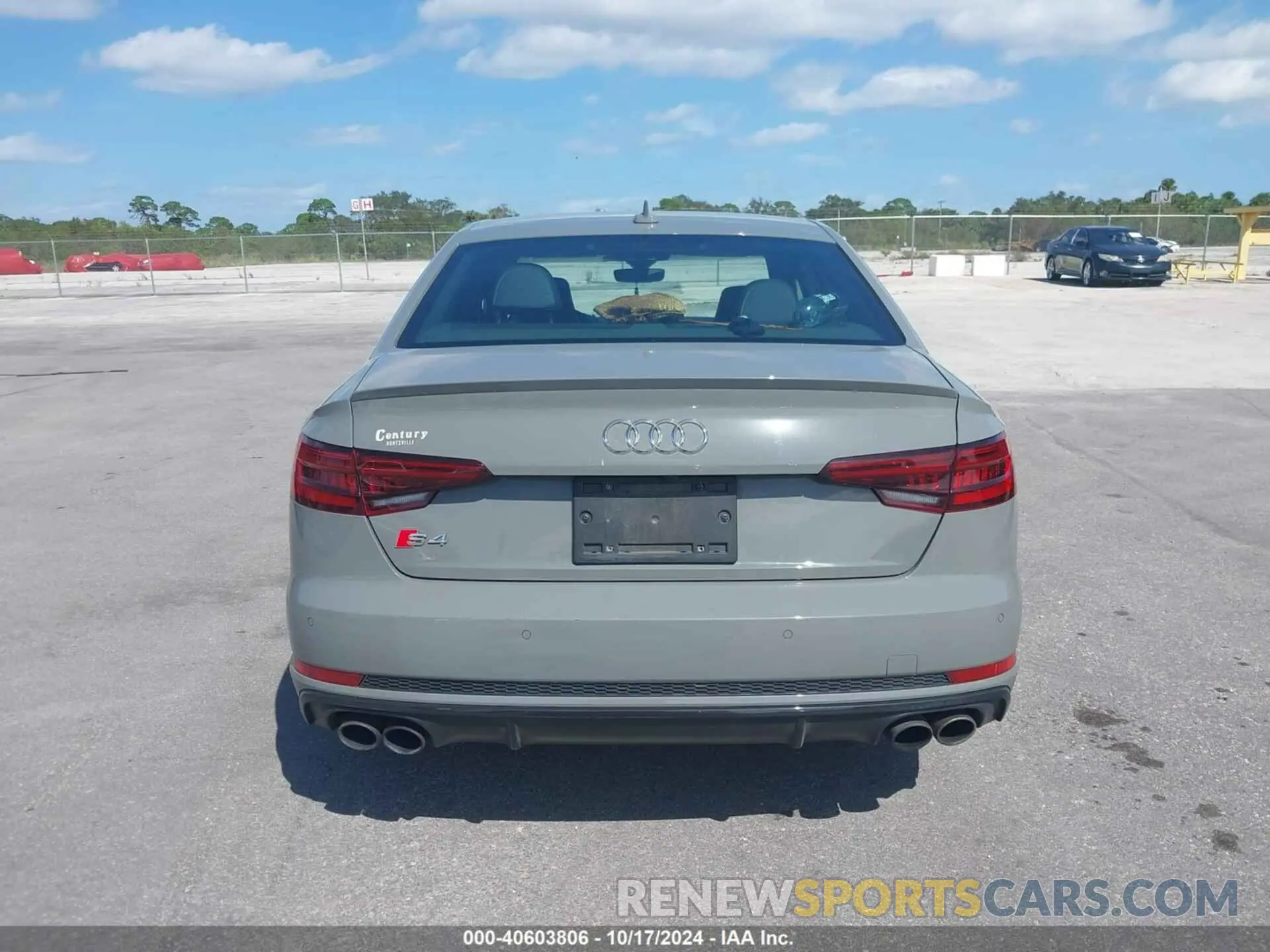 16 fotografías del automóvil dañado WAUB4AF49KA115784 AUDI S4 2019