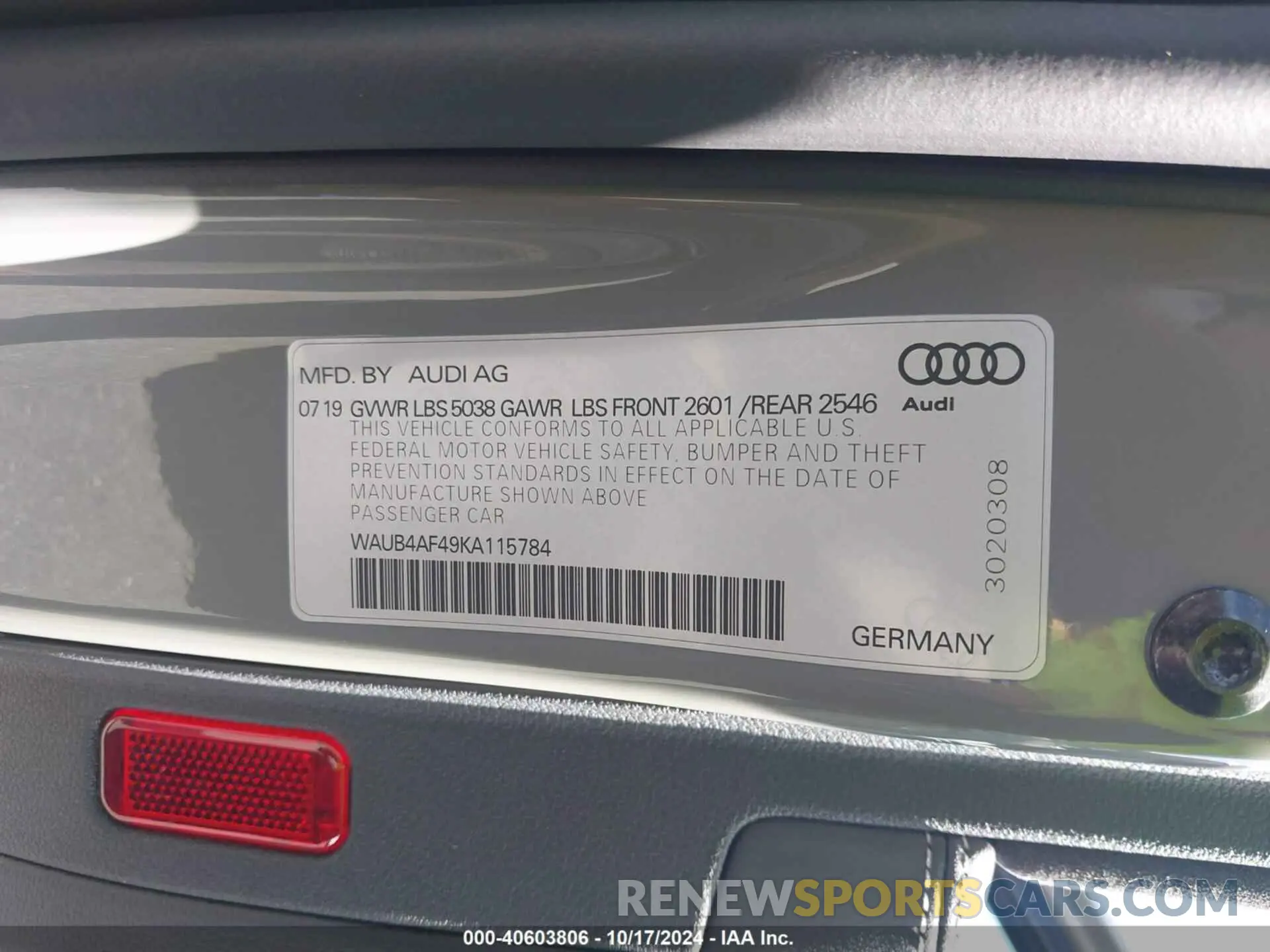 9 fotografías del automóvil dañado WAUB4AF49KA115784 AUDI S4 2019
