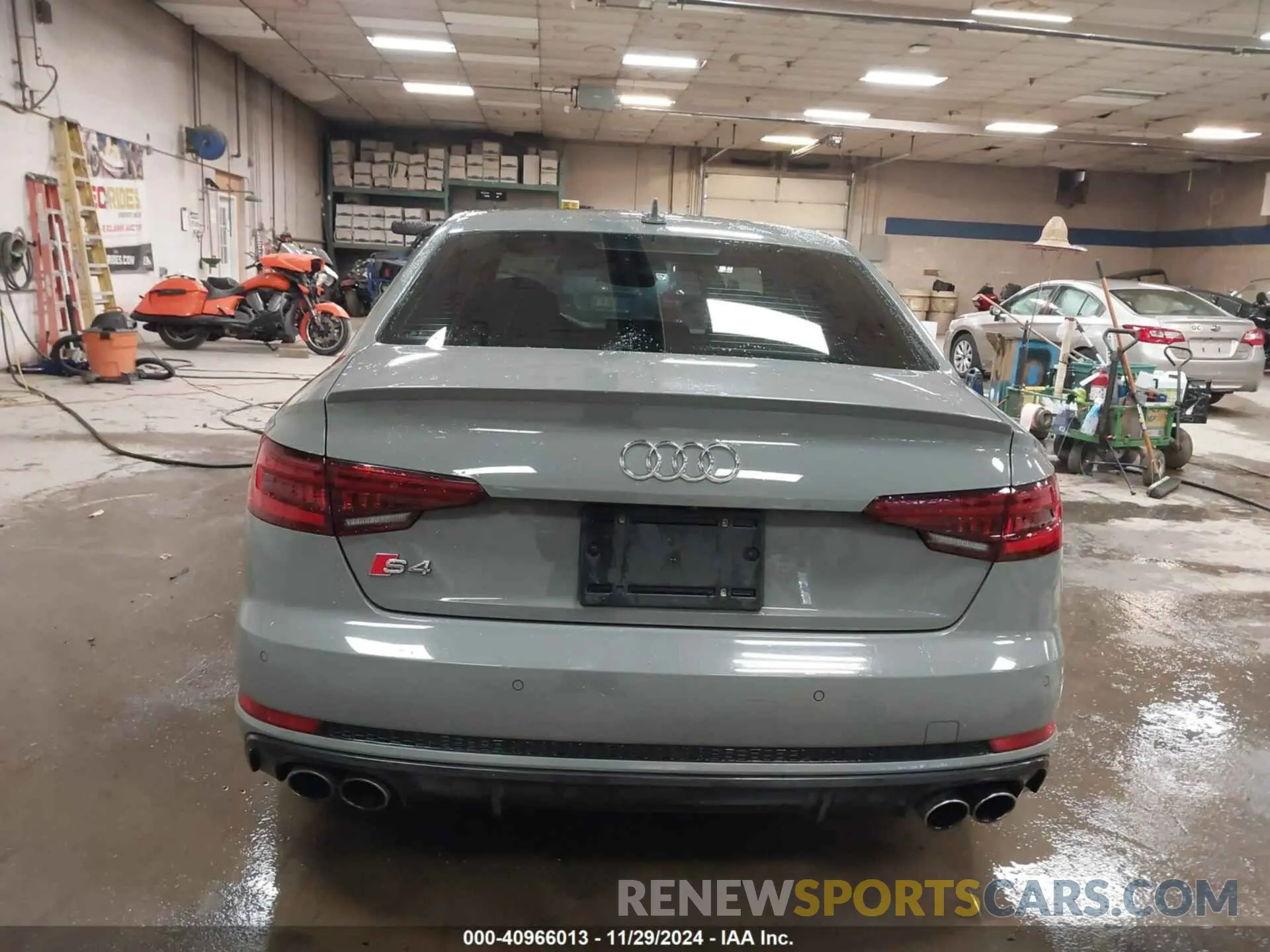 17 fotografías del automóvil dañado WAUB4AF4XKA069169 AUDI S4 2019