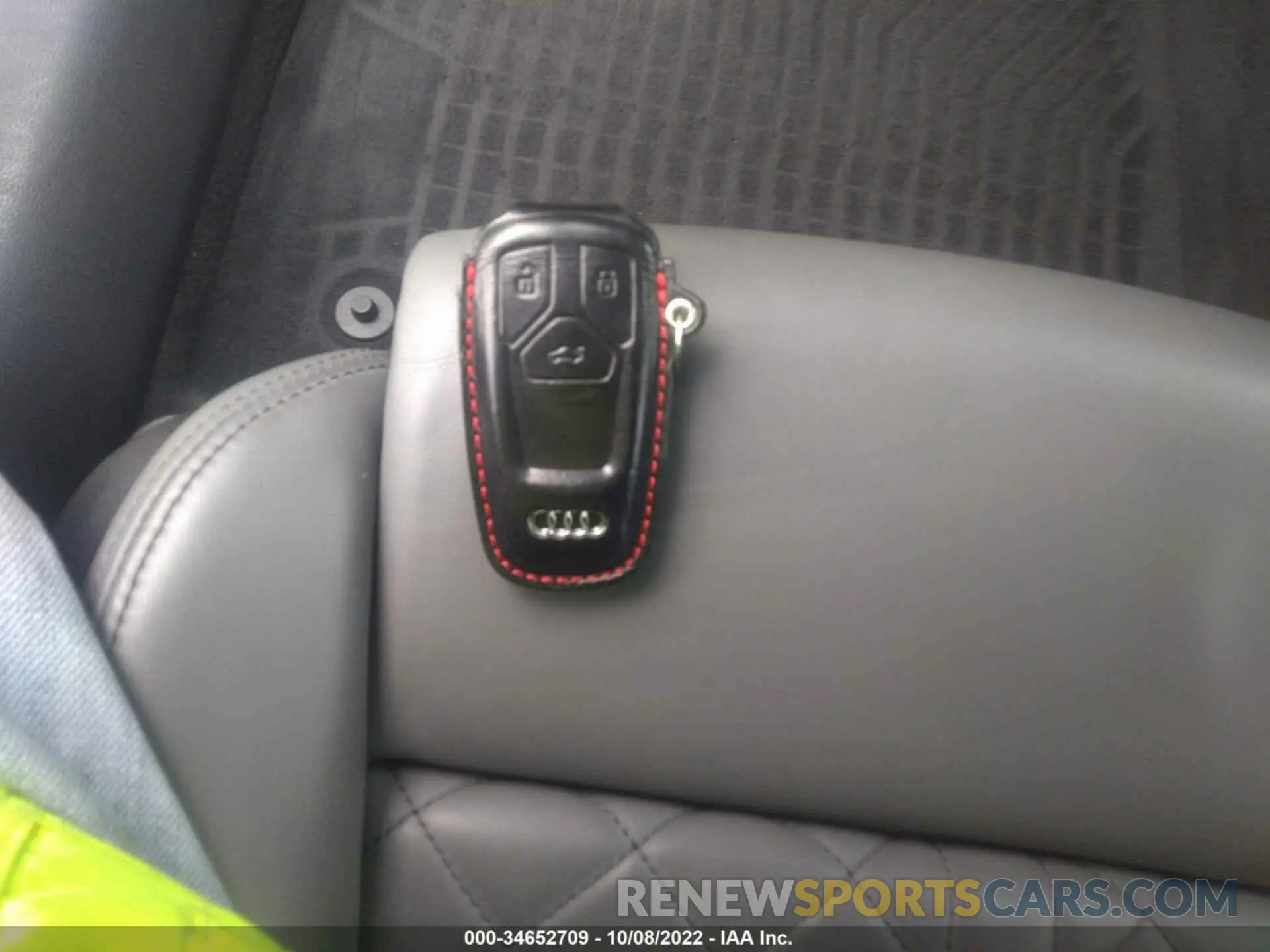 11 fotografías del automóvil dañado WAUC4AF44KA001437 AUDI S4 2019