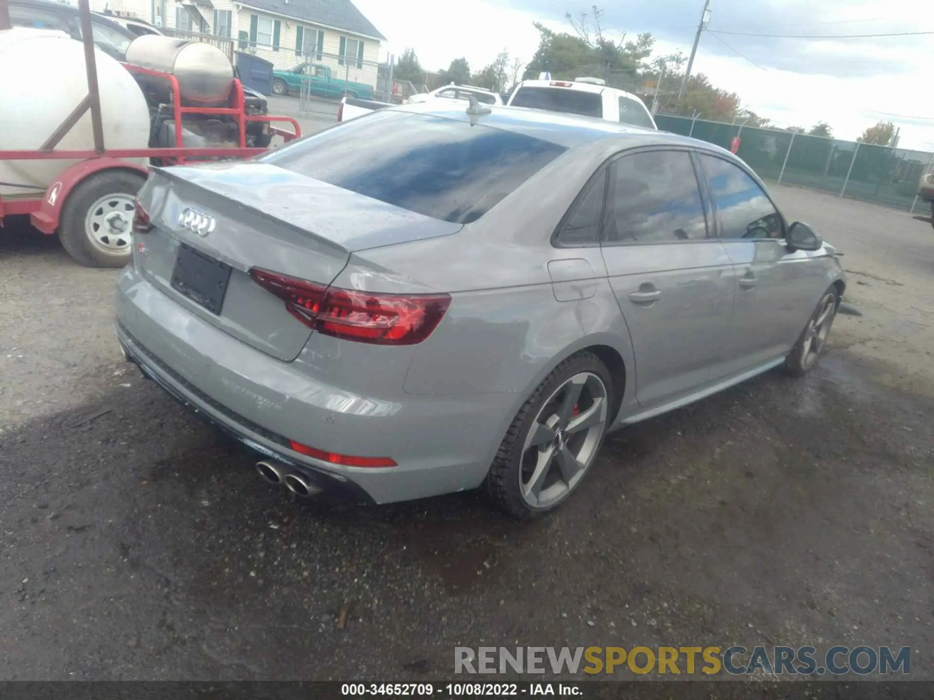 4 fotografías del automóvil dañado WAUC4AF44KA001437 AUDI S4 2019