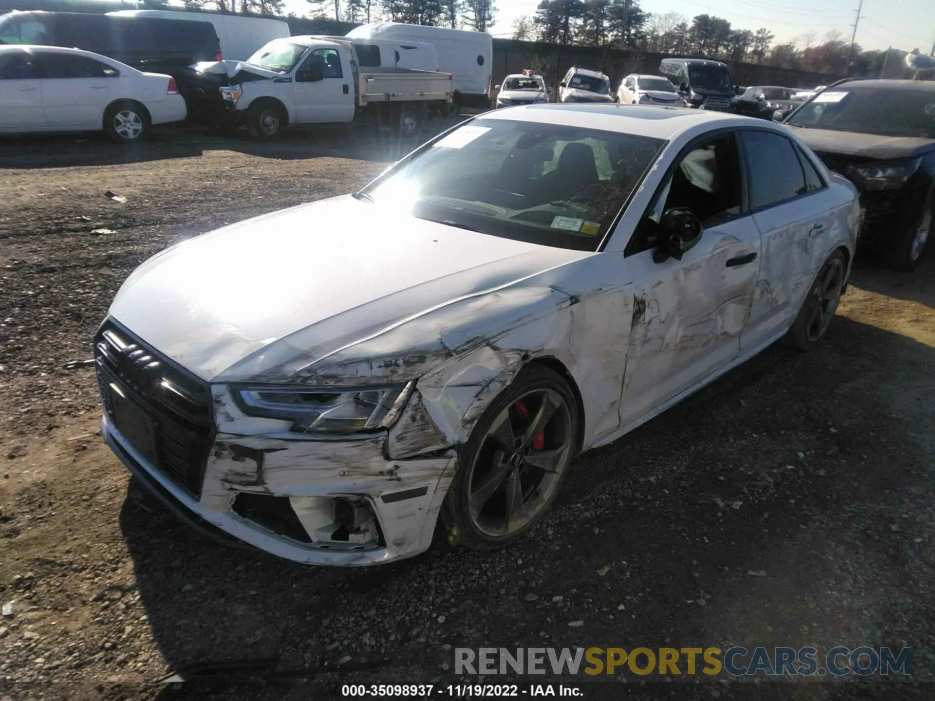 2 fotografías del automóvil dañado WAUC4AF49KA115854 AUDI S4 2019
