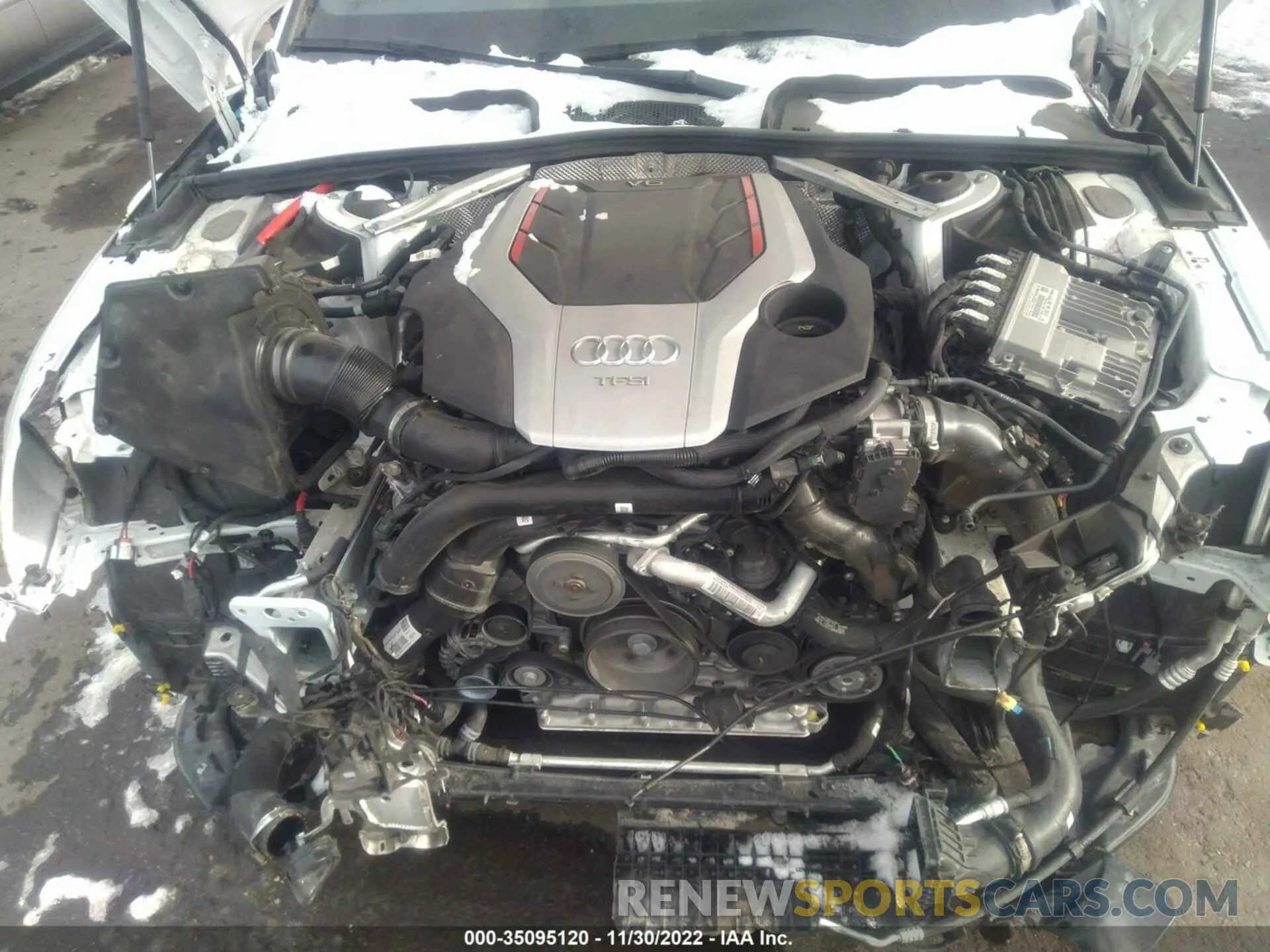 10 fotografías del automóvil dañado WAUB4AF49LA067592 AUDI S4 2020