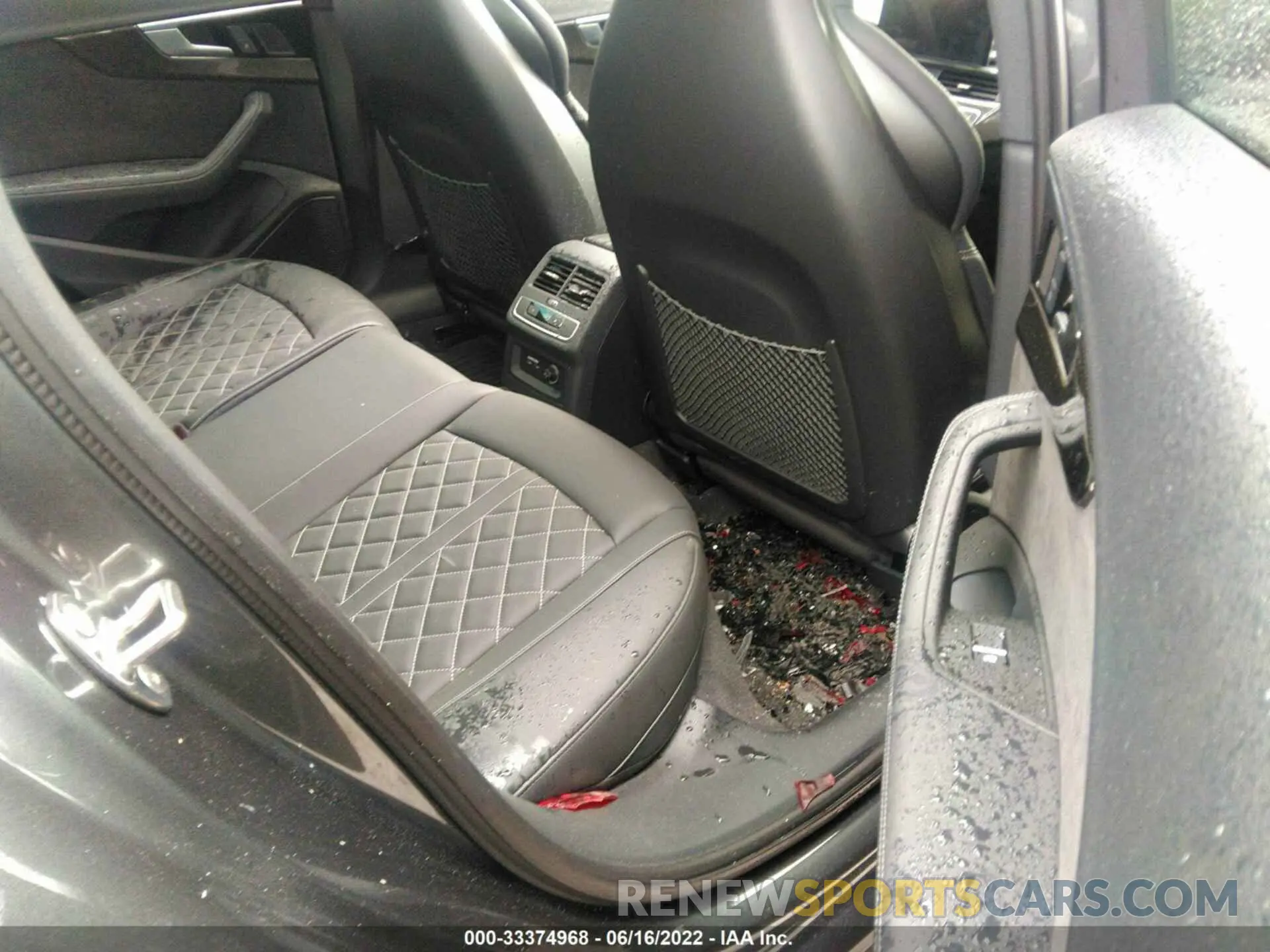 8 fotografías del automóvil dañado WAUC4AF49LA029879 AUDI S4 2020