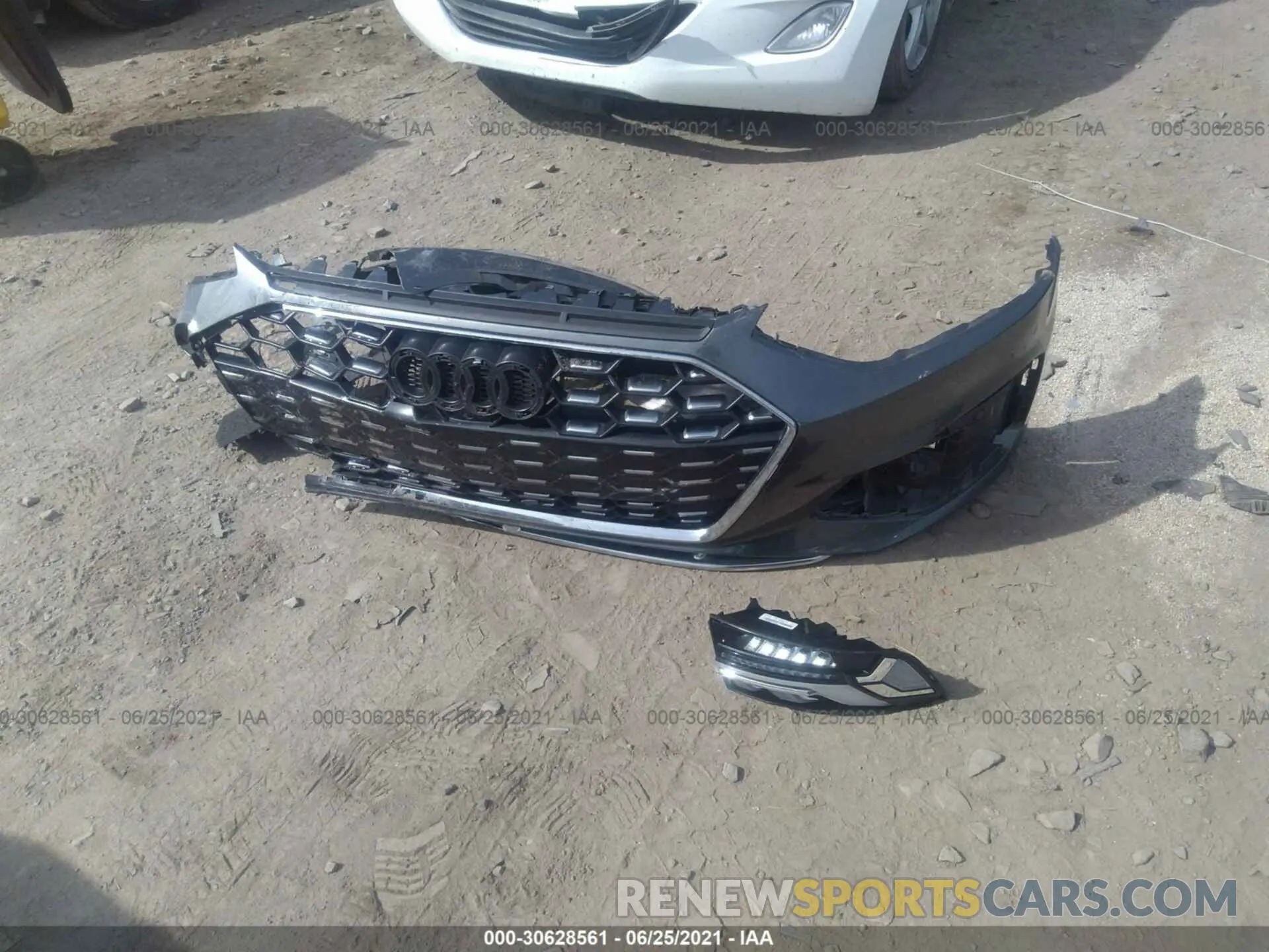 6 fotografías del automóvil dañado WAUA4AF43MA017719 AUDI S4 2021