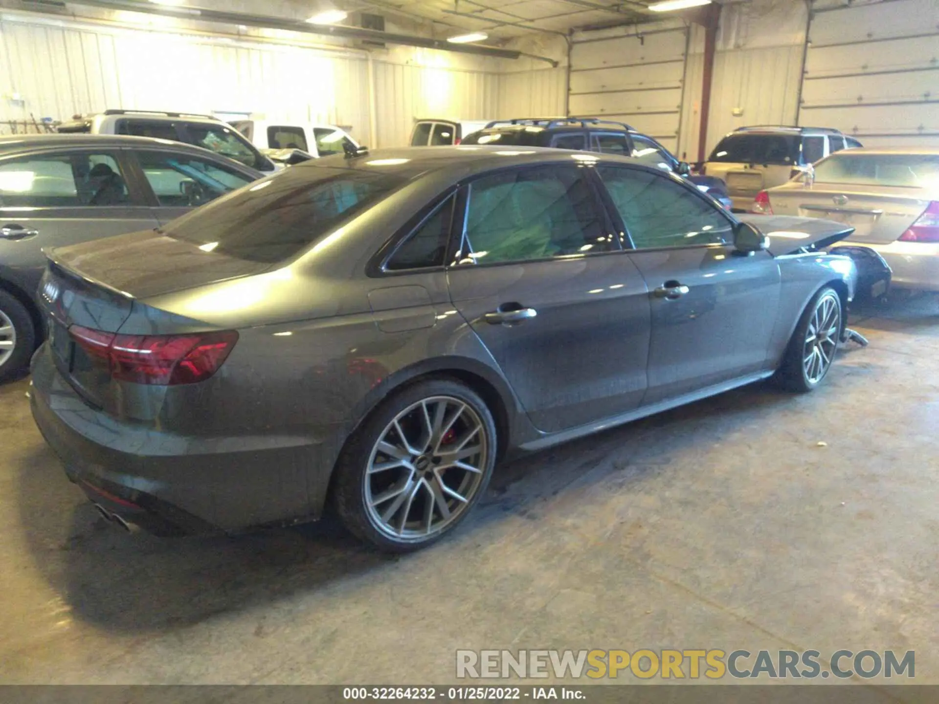 4 fotografías del automóvil dañado WAUB4AF41MA026388 AUDI S4 2021