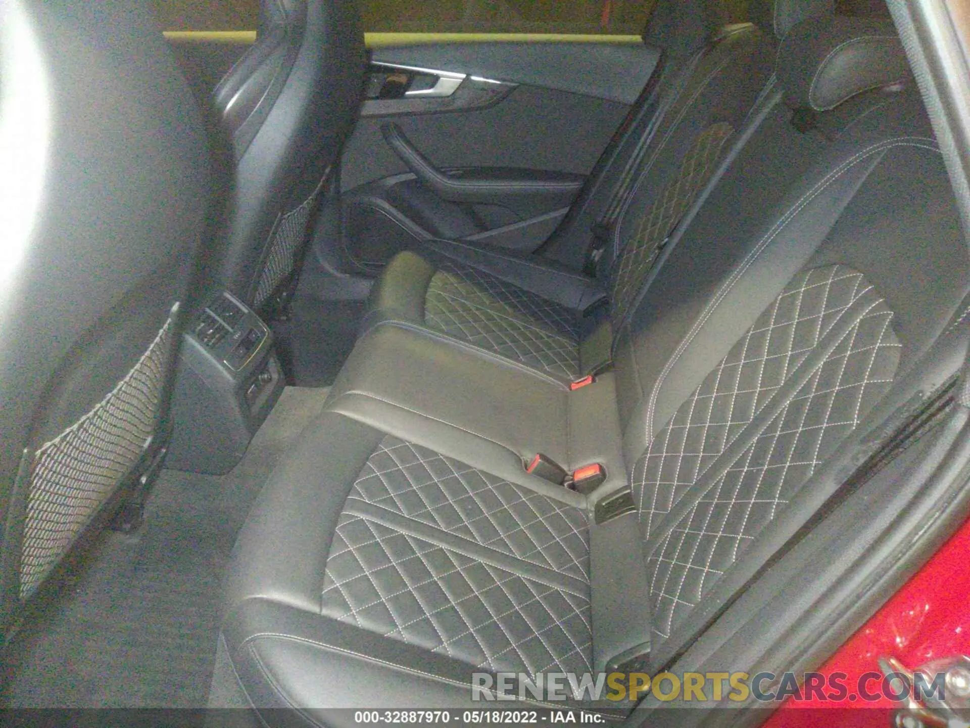8 fotografías del automóvil dañado WAUB4AF41MA086767 AUDI S4 2021