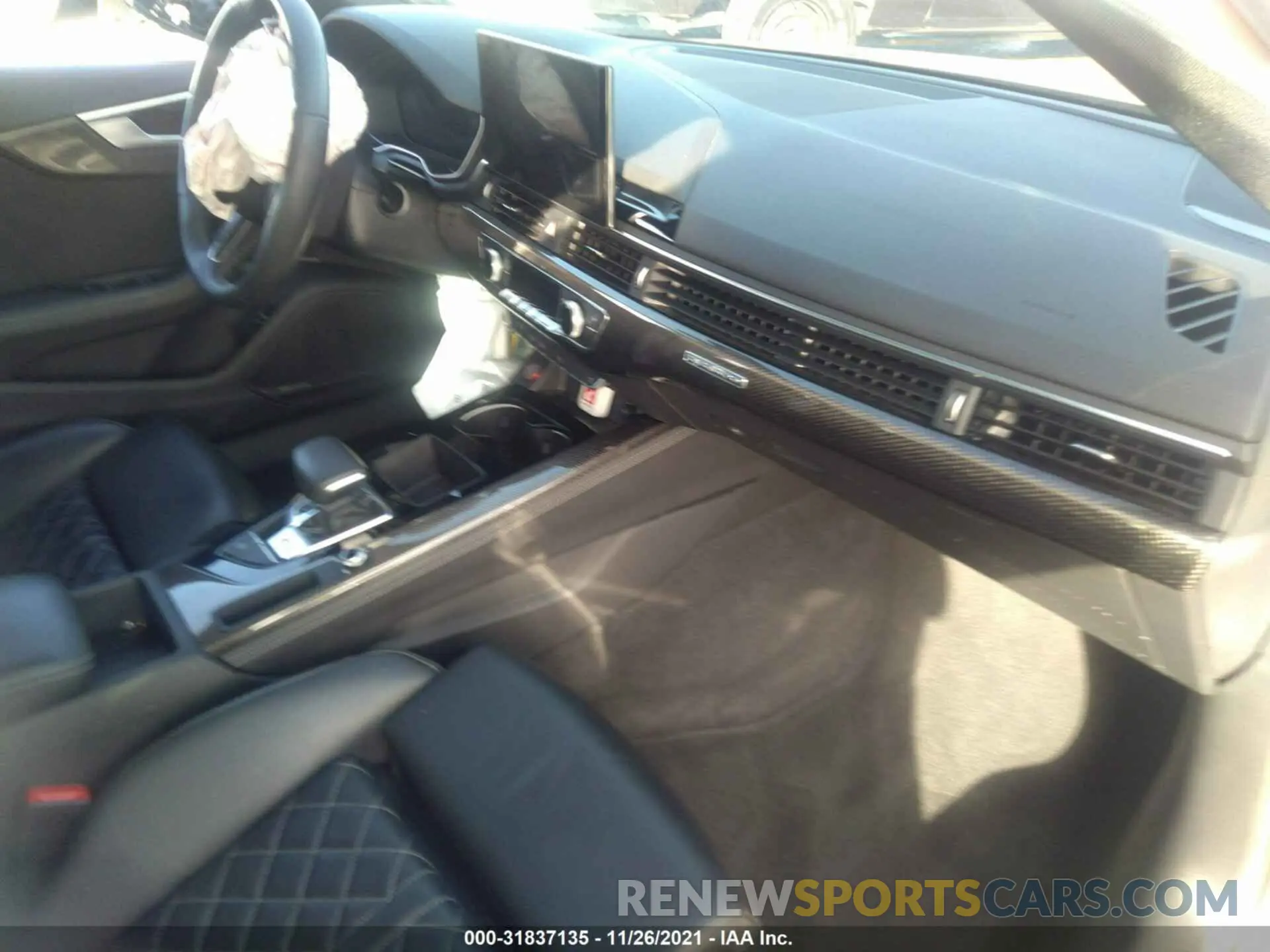 5 fotografías del automóvil dañado WAUB4AF43MA015392 AUDI S4 2021