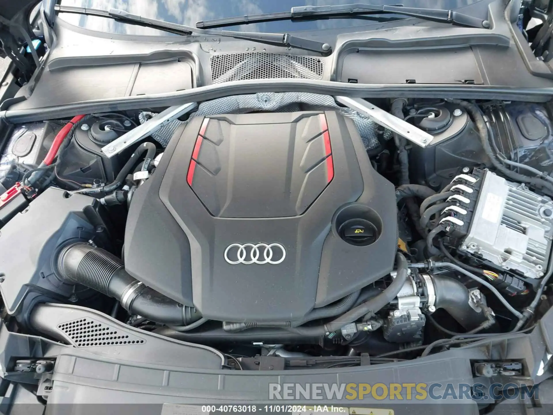 10 fotografías del automóvil dañado WAUB4AF44MA018379 AUDI S4 2021