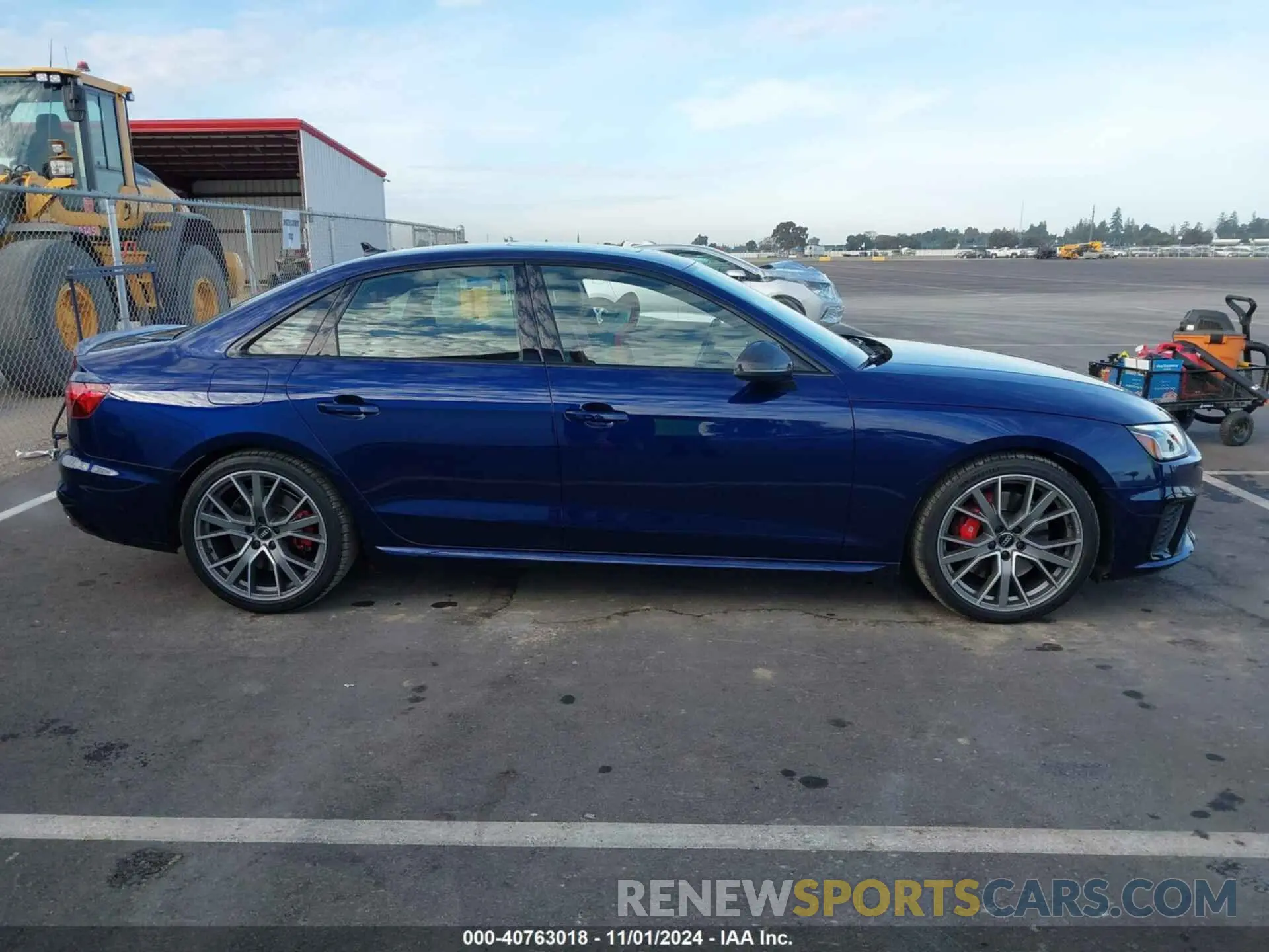 14 fotografías del automóvil dañado WAUB4AF44MA018379 AUDI S4 2021