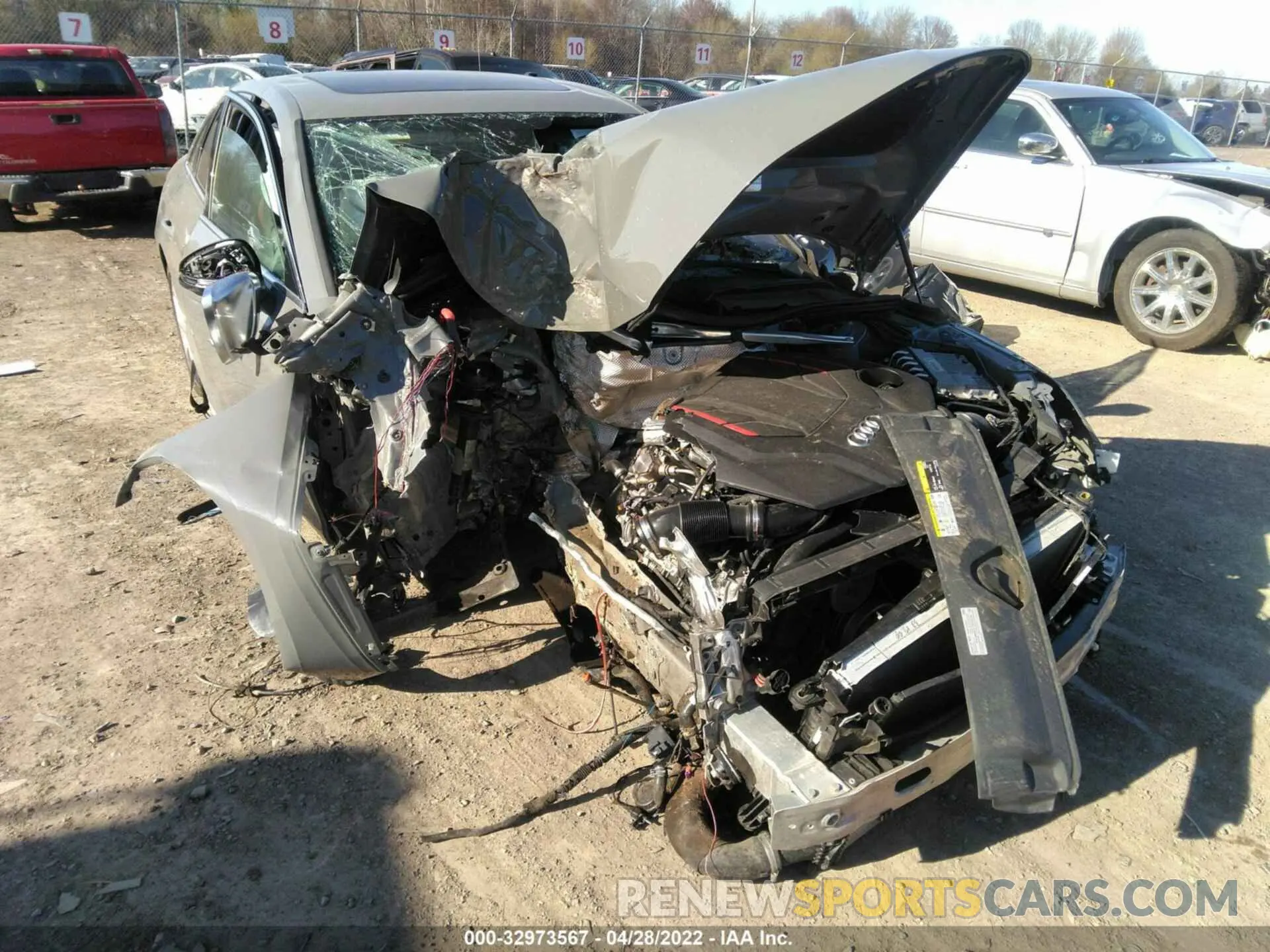 6 fotografías del automóvil dañado WAUB4AF48MA026369 AUDI S4 2021