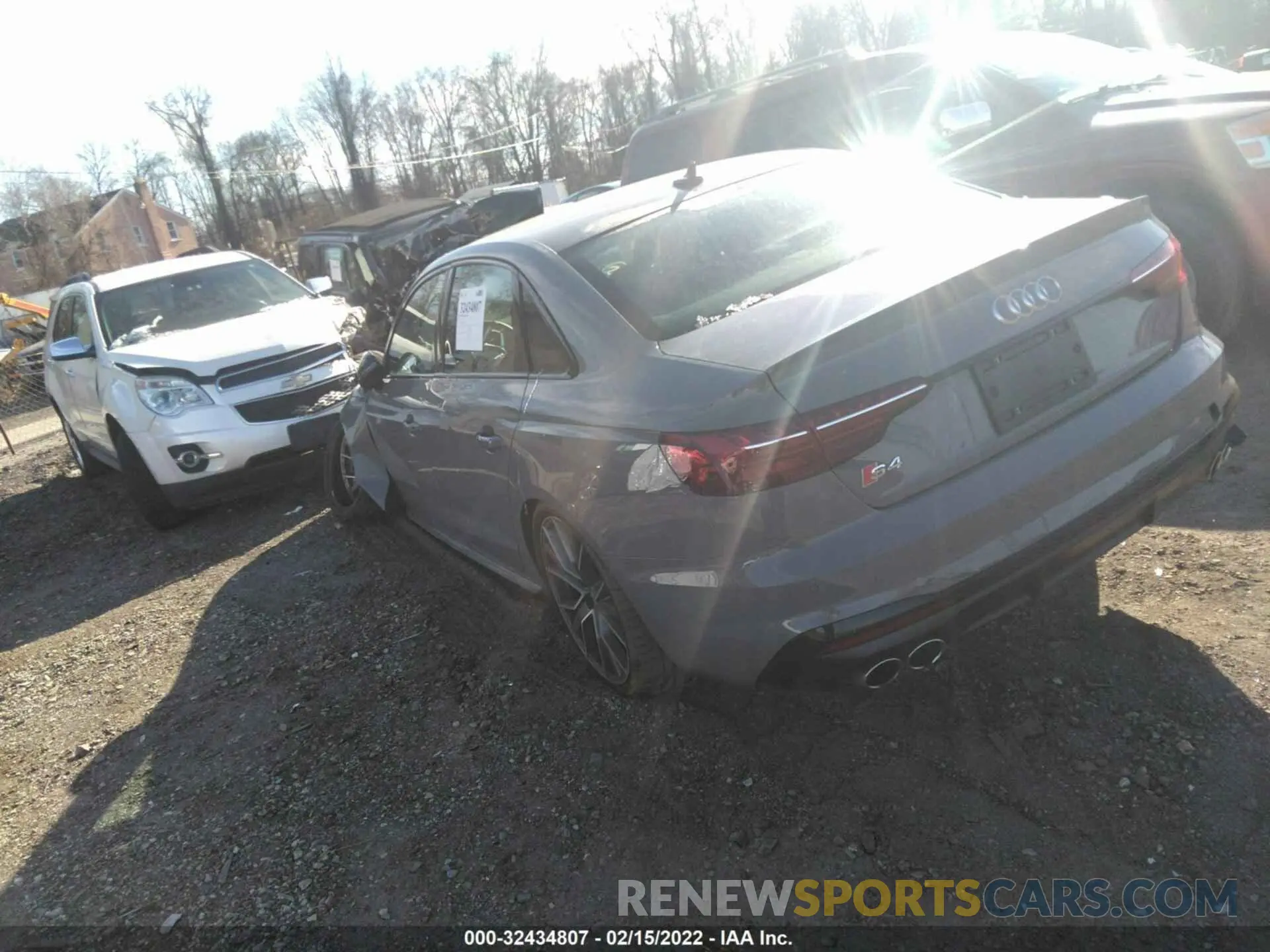 3 fotografías del automóvil dañado WAUB4AF4XMA021609 AUDI S4 2021