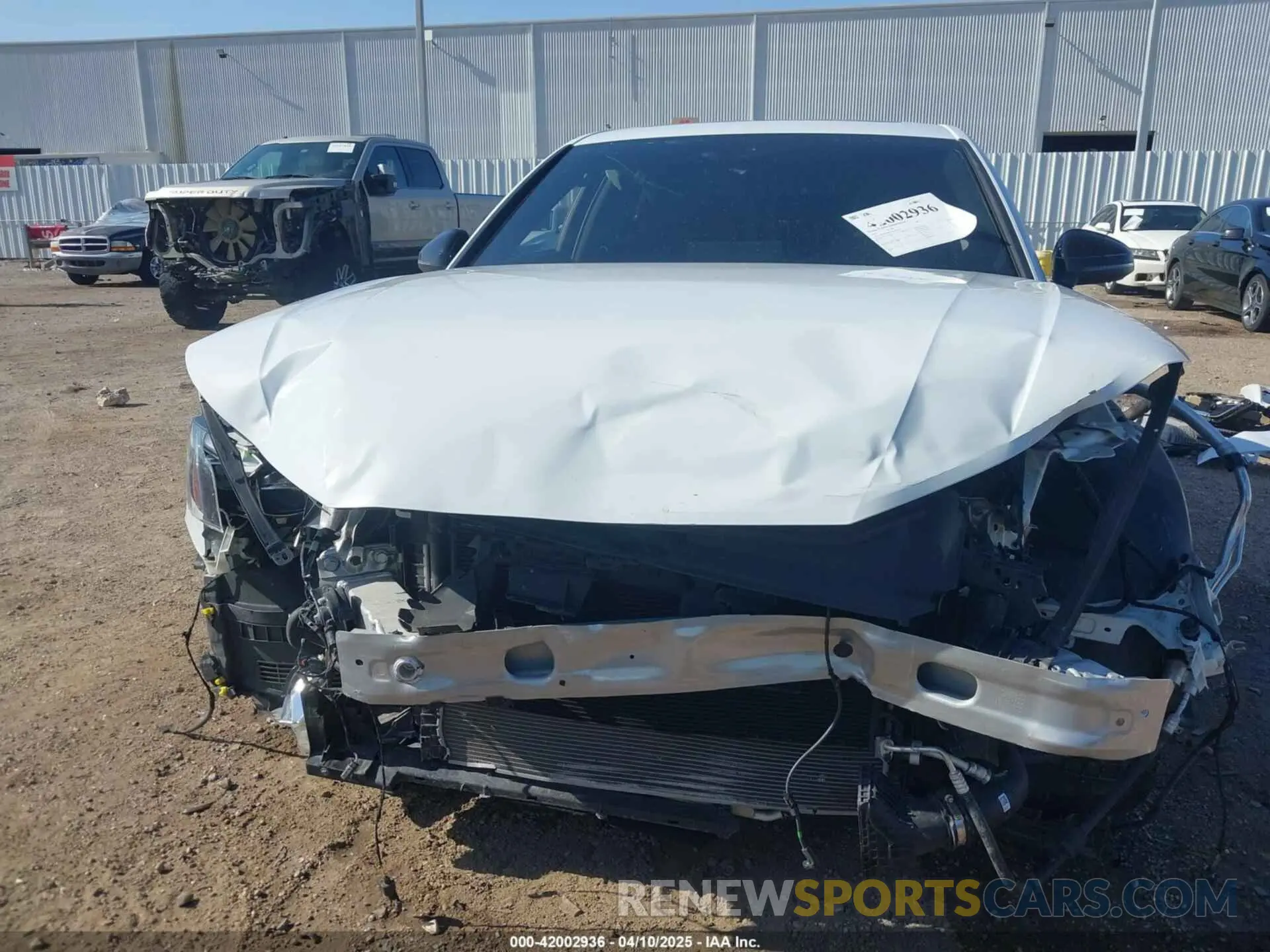 6 fotografías del automóvil dañado WAUB4AF4XNA045359 AUDI S4 2022