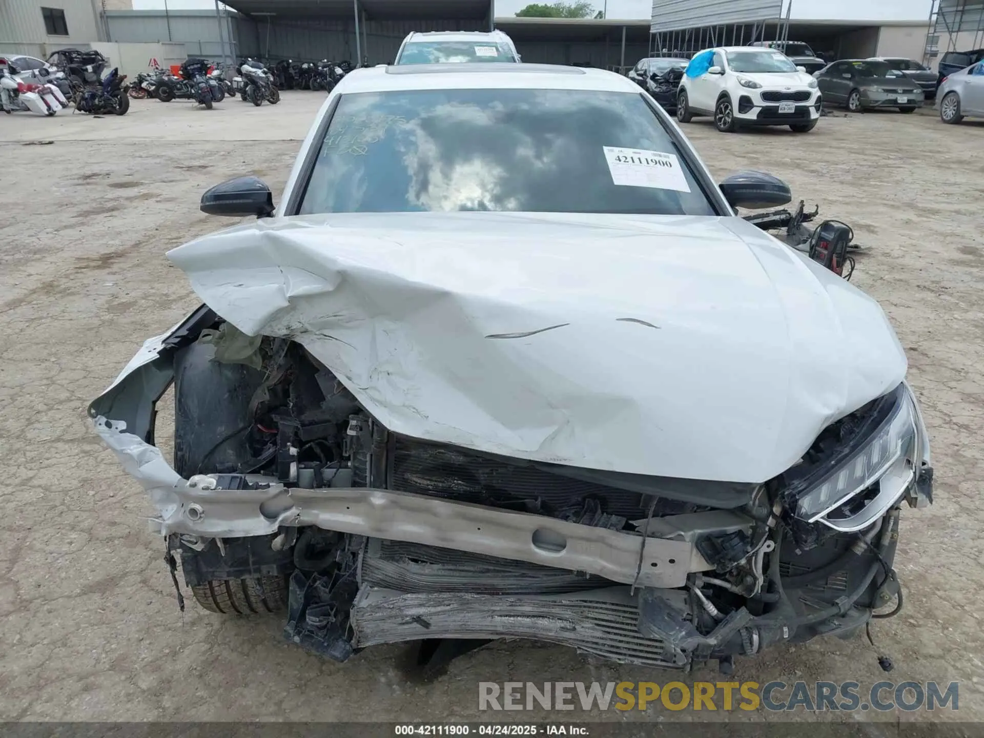 11 fotografías del automóvil dañado WAUB4AF45PA042534 AUDI S4 2023