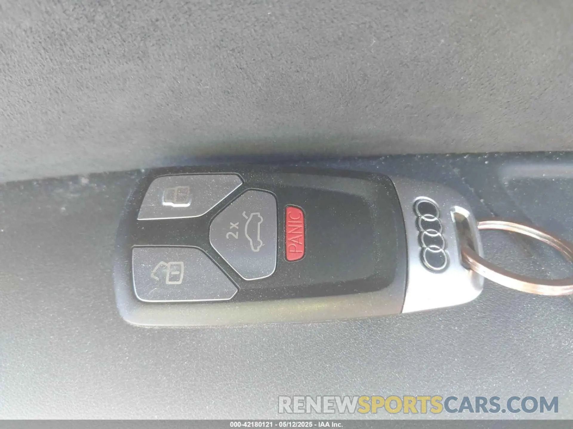 11 fotografías del automóvil dañado WAUC4AF43PA043654 AUDI S4 2023