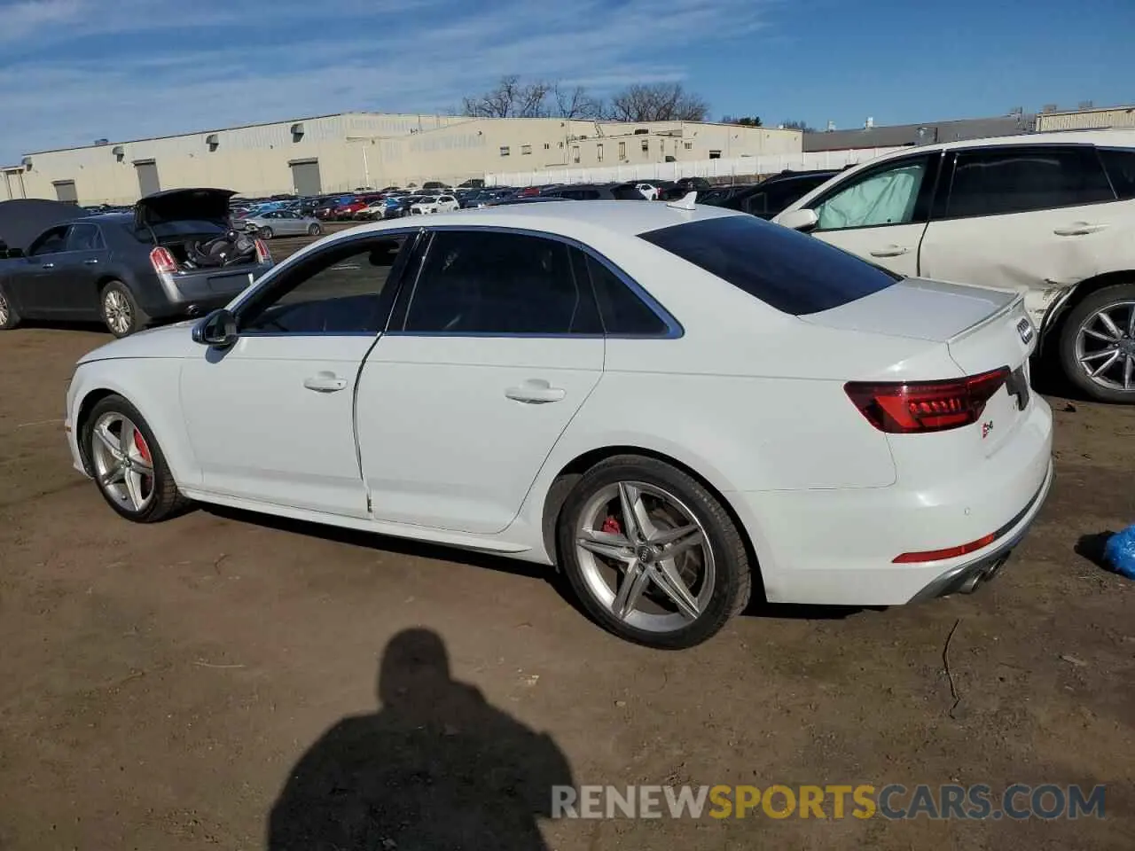 2 fotografías del automóvil dañado WAUB4AF44KA114767 AUDI S4/RS4 2019