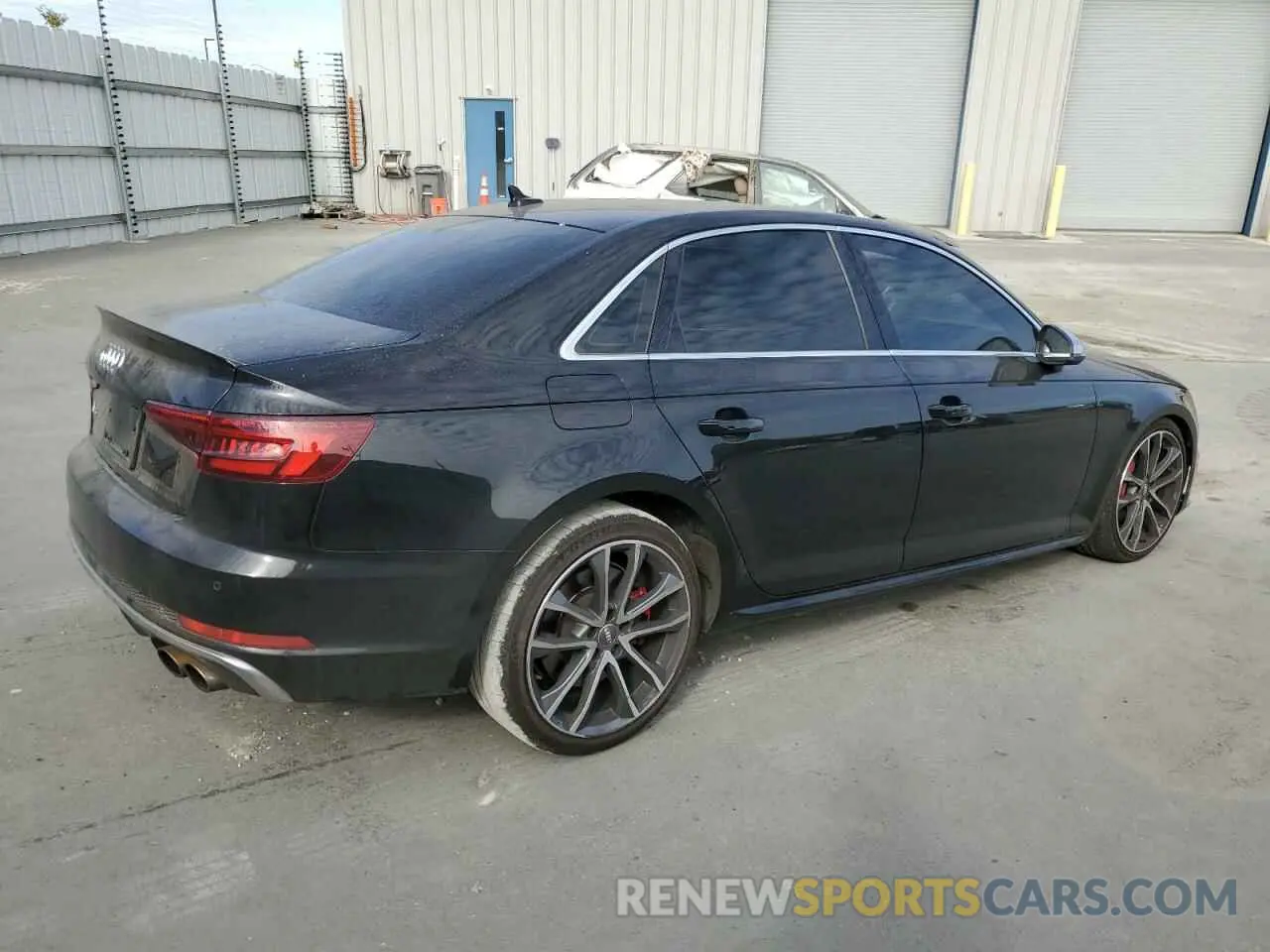 3 fotografías del automóvil dañado WAUC4AF48KA046915 AUDI S4/RS4 2019