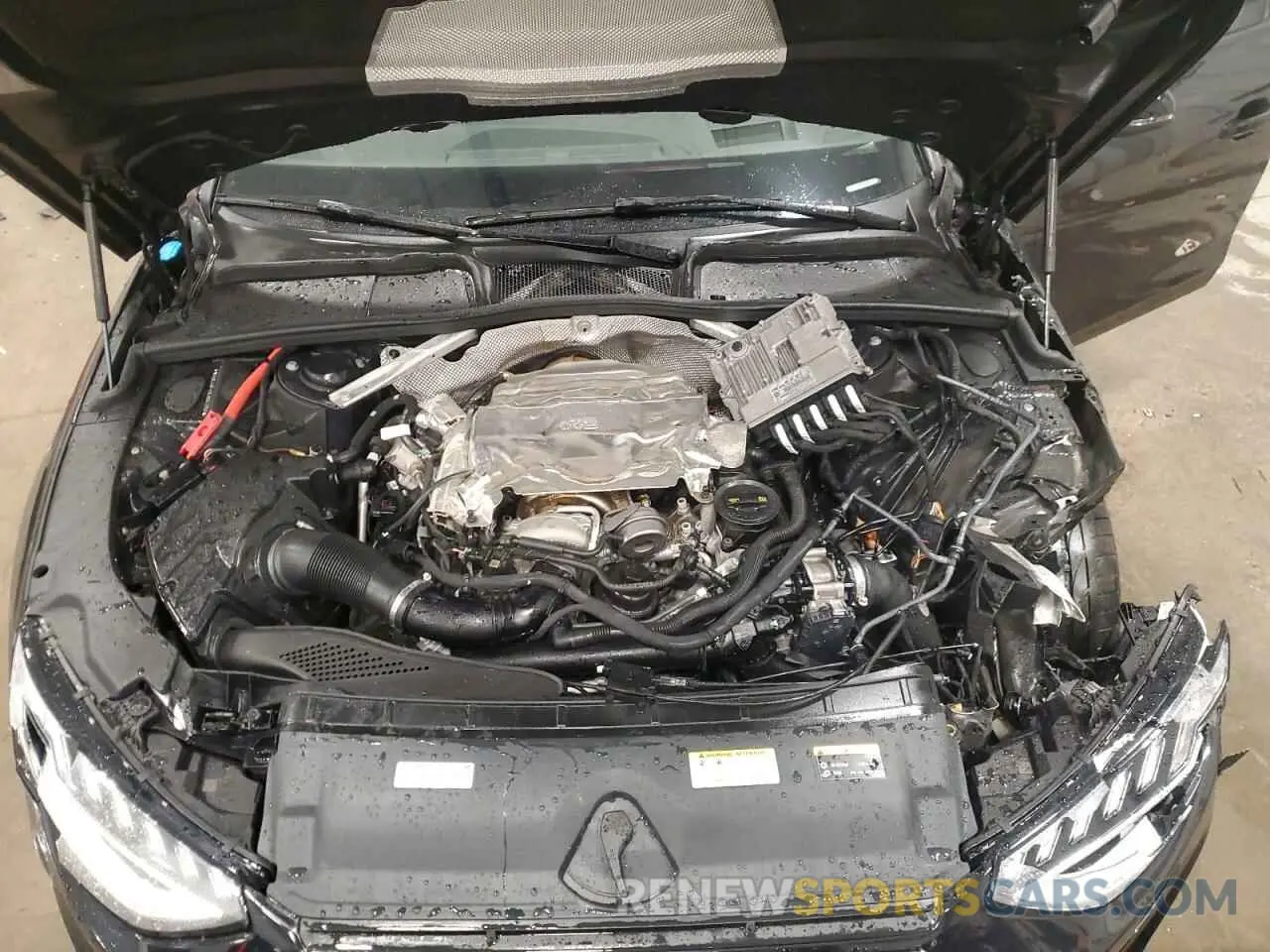 11 fotografías del automóvil dañado WAUC4AF48LA043157 AUDI S4/RS4 2020