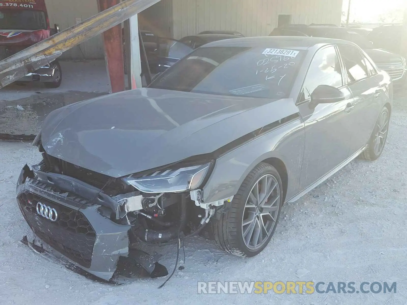 2 fotografías del automóvil dañado WAUB4AF43MA025968 AUDI S4/RS4 2021