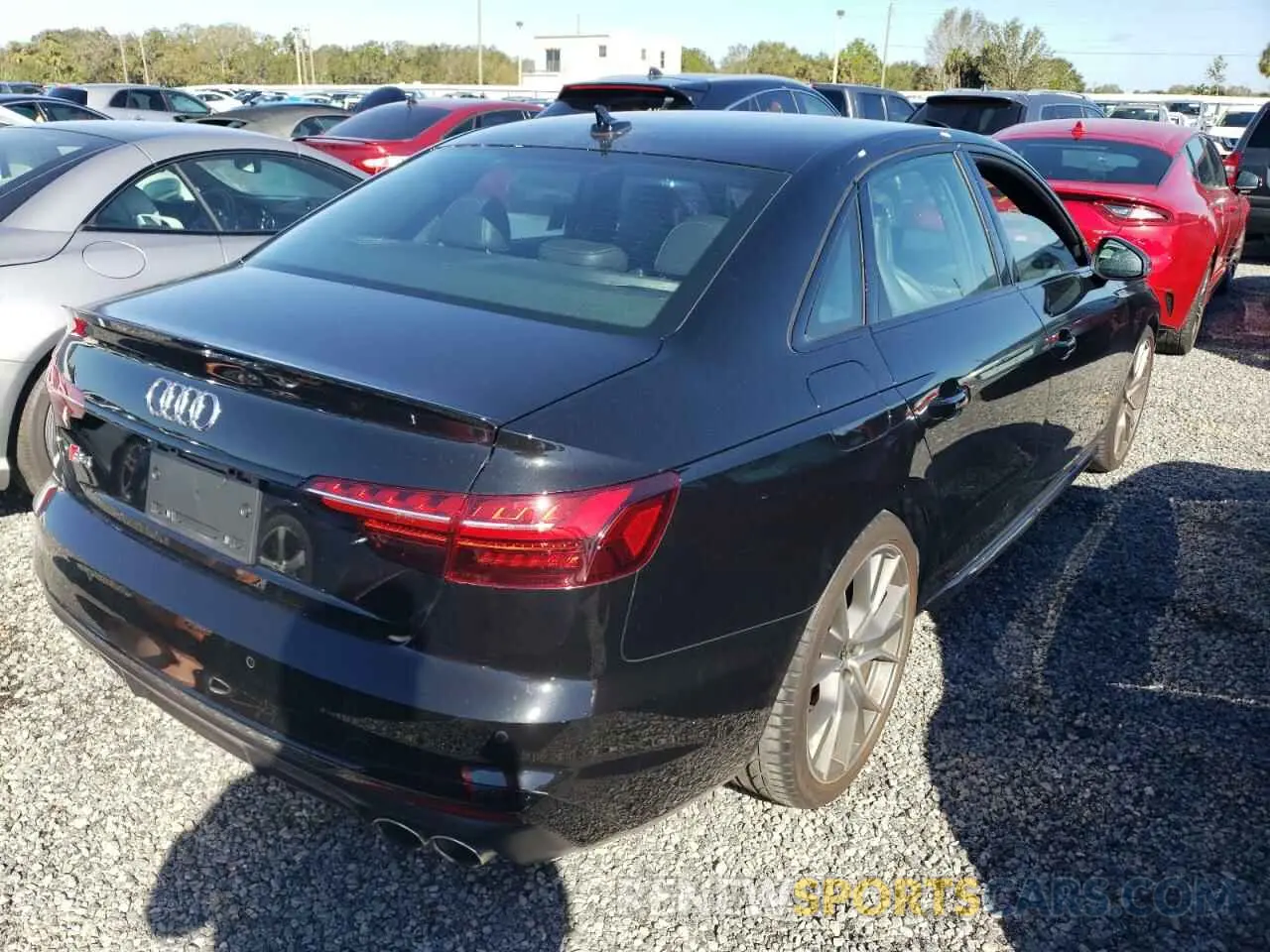 4 fotografías del automóvil dañado WAUB4AF48MA036142 AUDI S4/RS4 2021