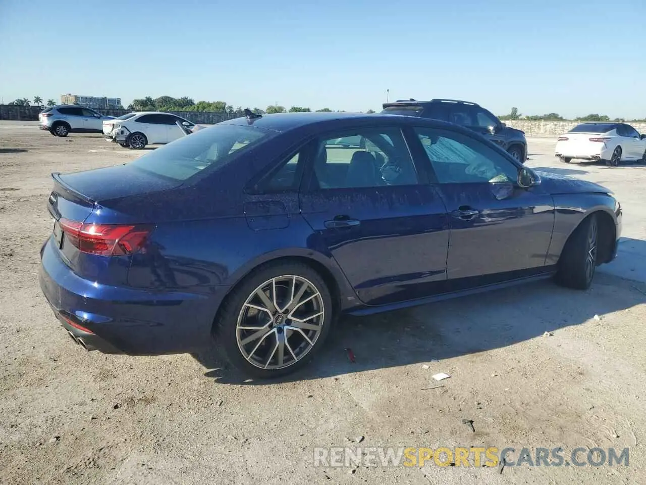 3 fotografías del automóvil dañado WAUB4AF48NA017446 AUDI S4/RS4 2022