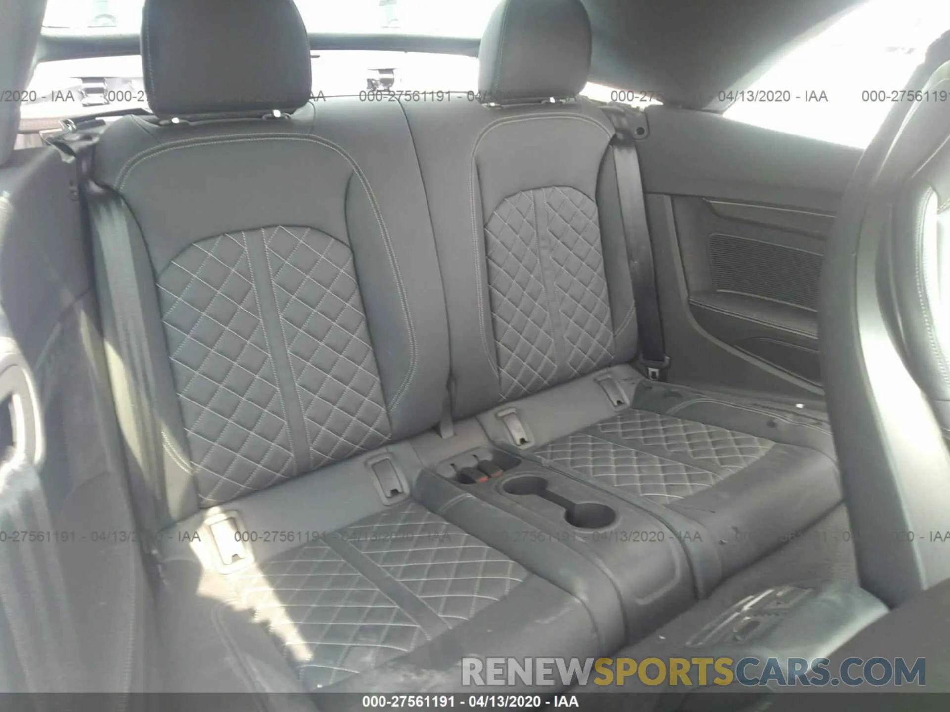 8 fotografías del automóvil dañado WAU24GF56KN005022 AUDI S5 2019
