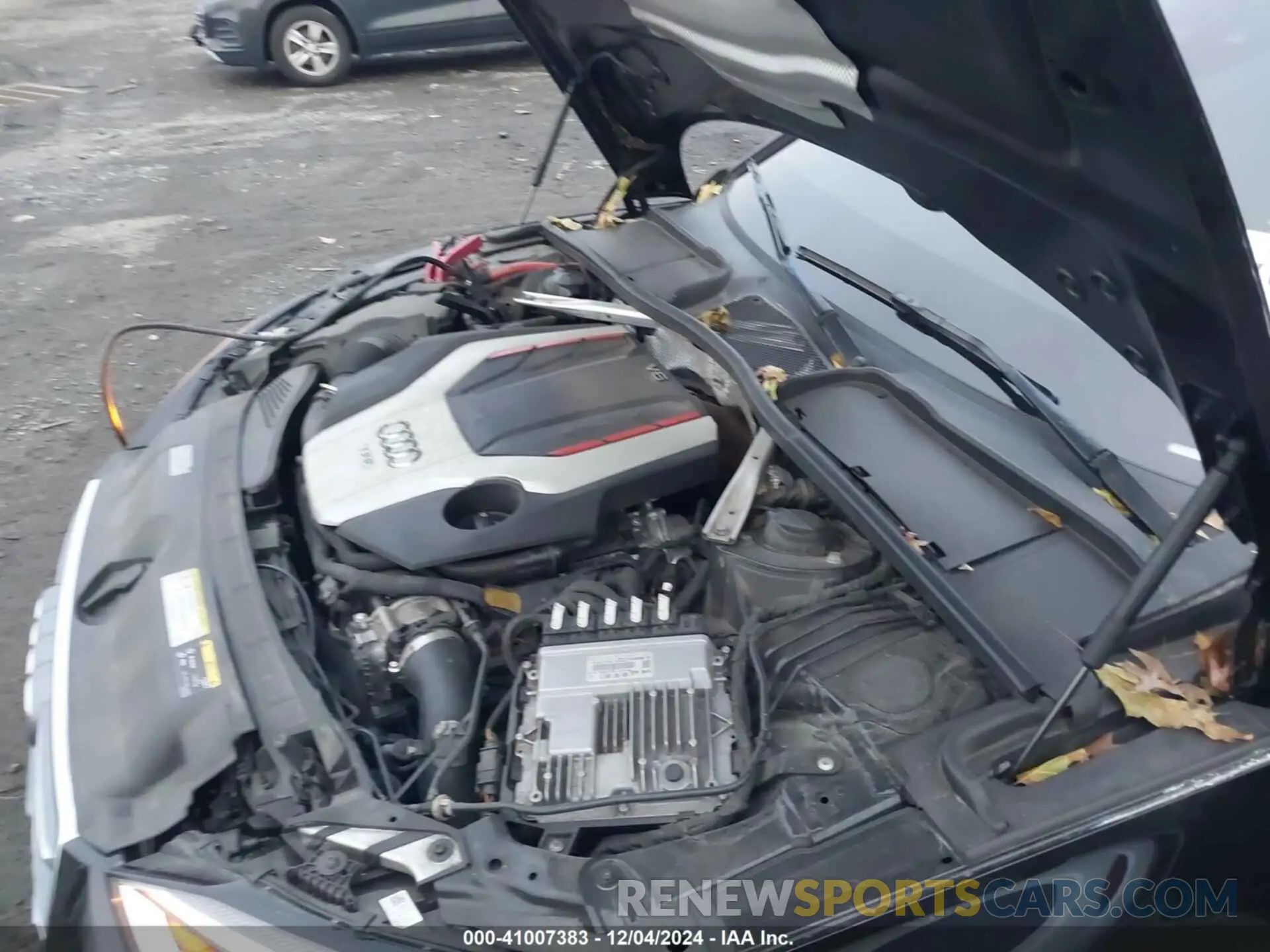 10 fotografías del automóvil dañado WAUB4CF55KA069388 AUDI S5 2019