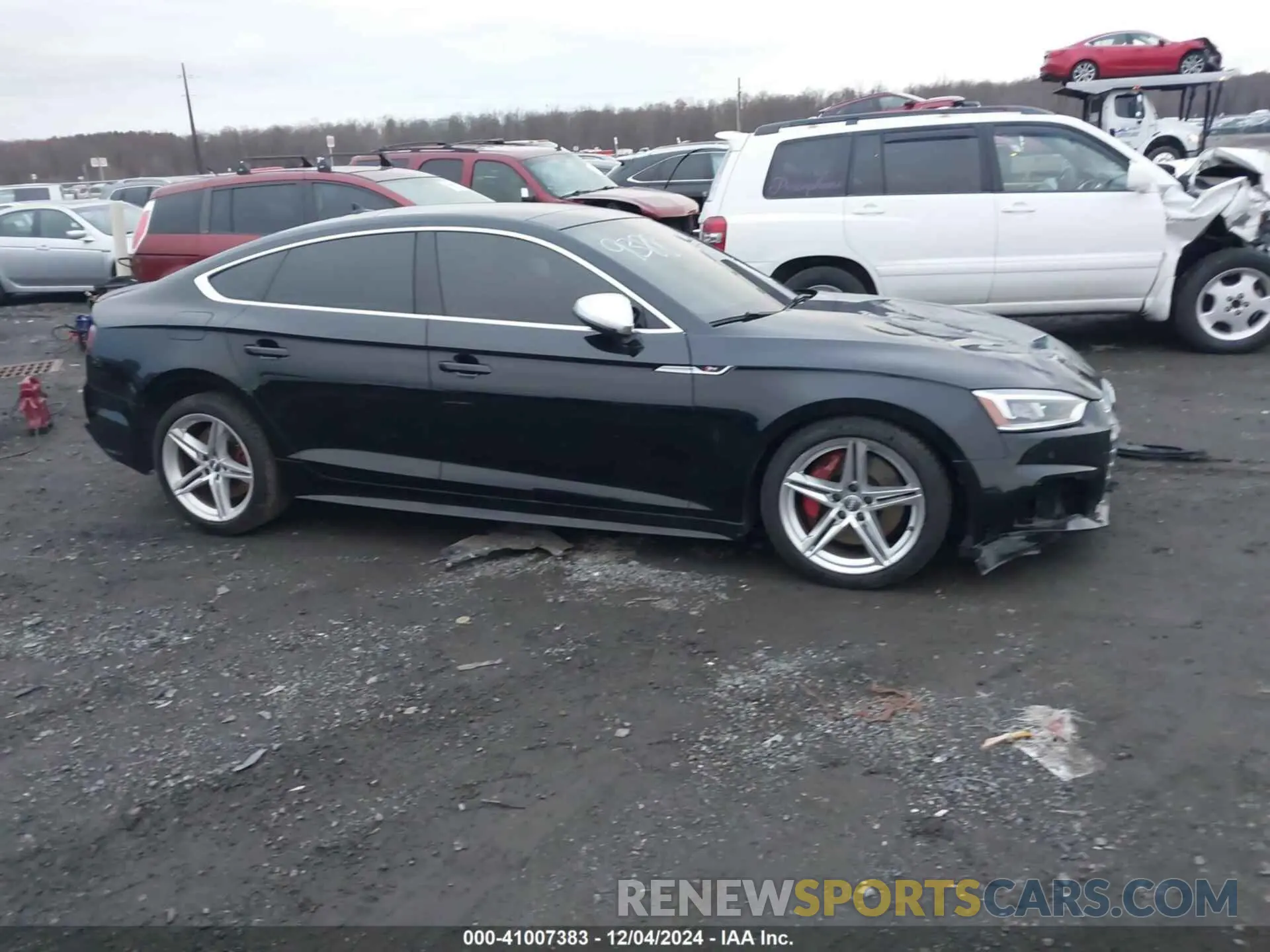 12 fotografías del automóvil dañado WAUB4CF55KA069388 AUDI S5 2019
